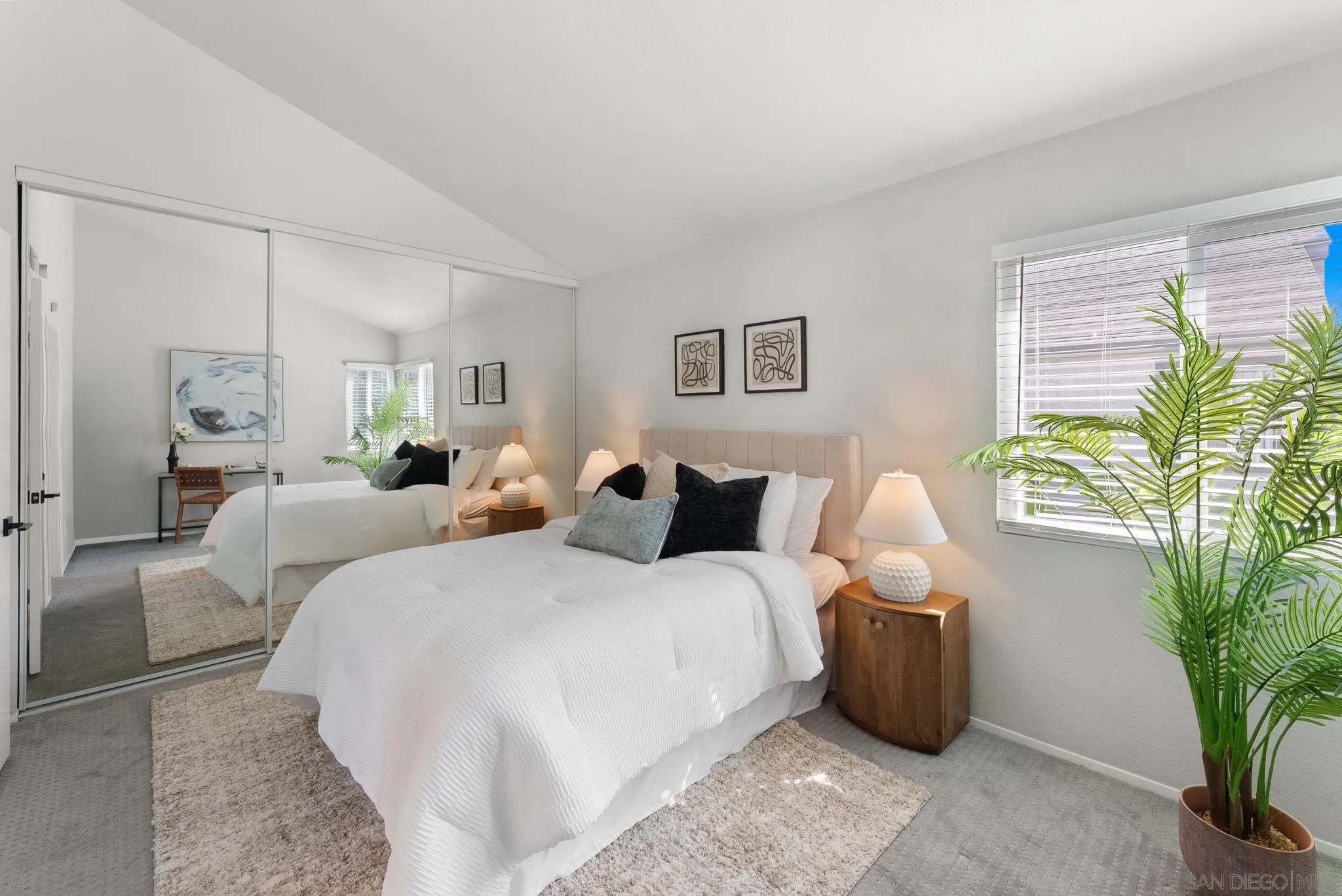 https://cdn.realtyfeed.com/cdn/127/260023445/cd2ccae899883937b555dd3ae631e931.webp