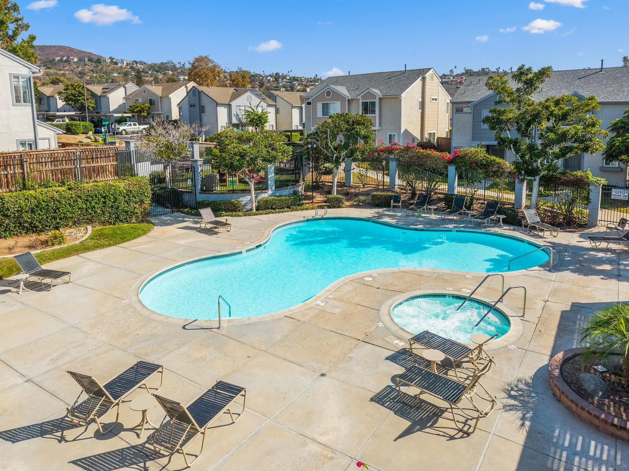 https://cdn.realtyfeed.com/cdn/127/260023445/fe3adc05c98b88a8083f5a8fb6e71dab.webp