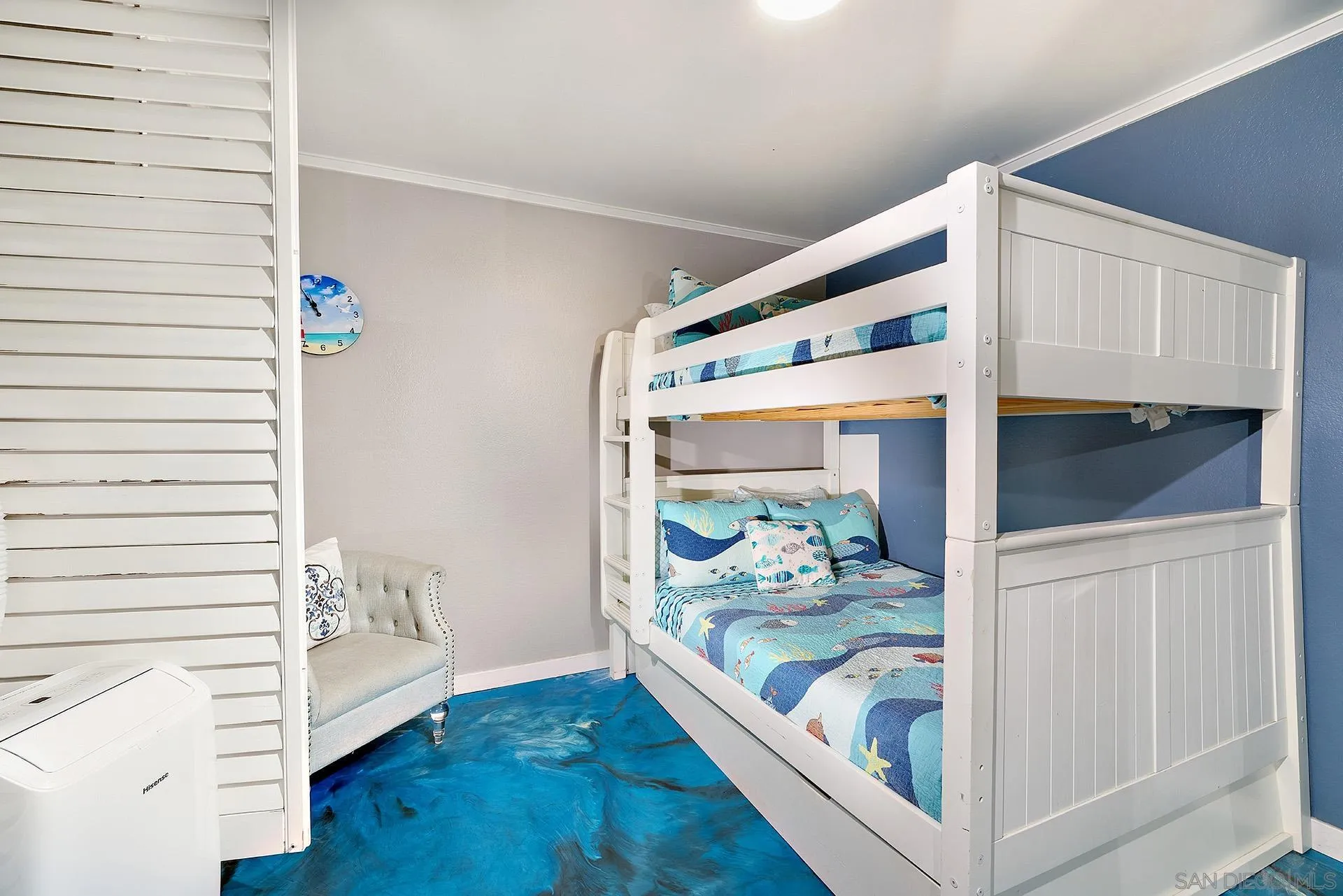 https://cdn.realtyfeed.com/cdn/127/260023446/6c4af804f198c4baa5404adfa21c6f98.webp
