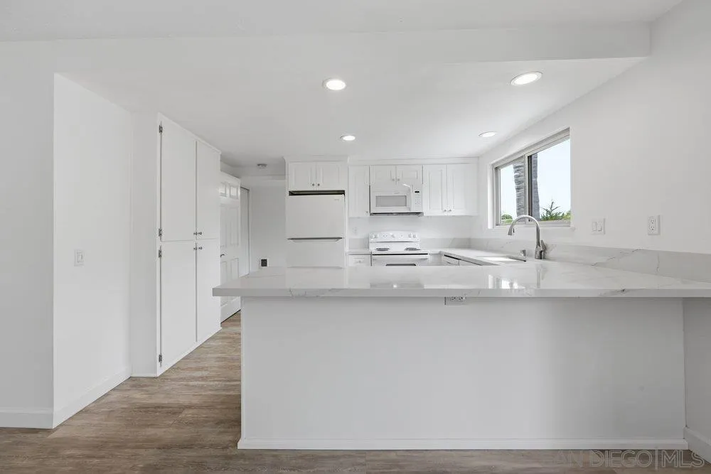 155 Rosebay Dr Unit 40, Encinitas, CA 92024 - Photo 4 of 15, Encinitas, CA