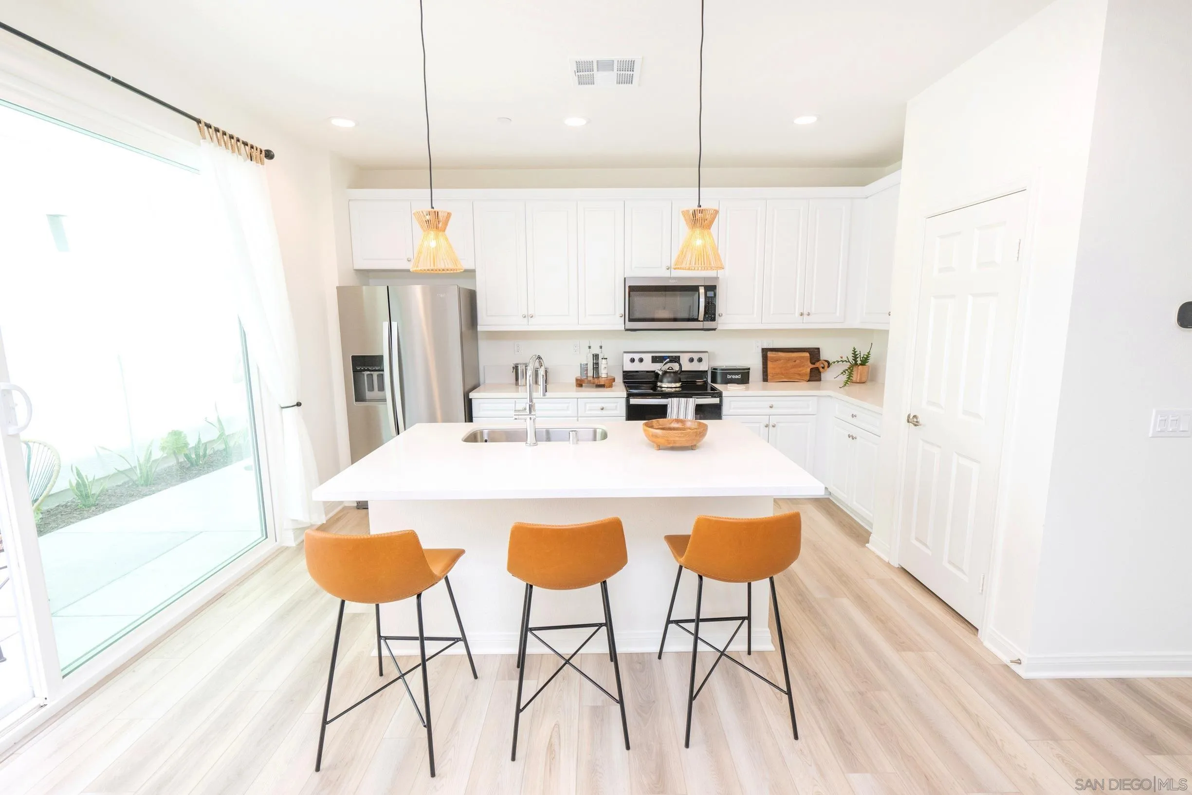 2615 Babaco St, Spring Valley, CA 91977 - Photo 4 of 14, Spring Valley, CA