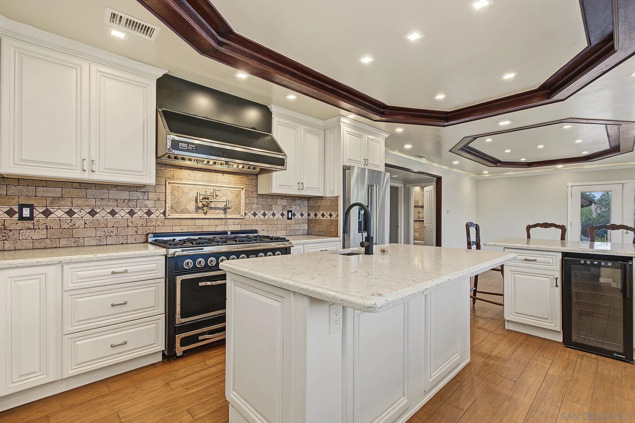 https://cdn.realtyfeed.com/cdn/127/260023457/7f5d12fbdbd72eacf3c4743c6c4c3c1b.webp
