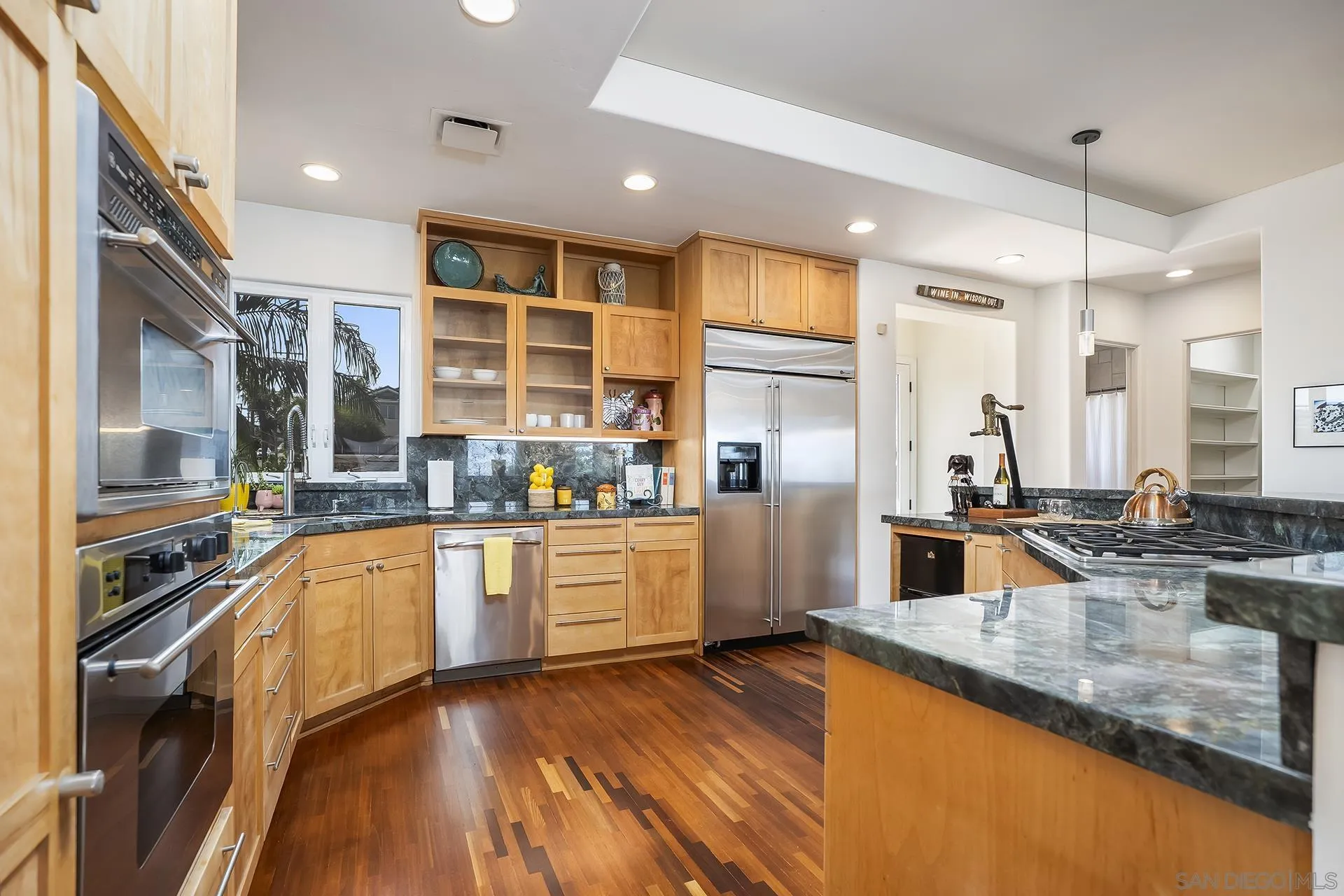 https://cdn.realtyfeed.com/cdn/127/260023460/05167c8fd8d67ca873421cc5ce4f16dd.webp