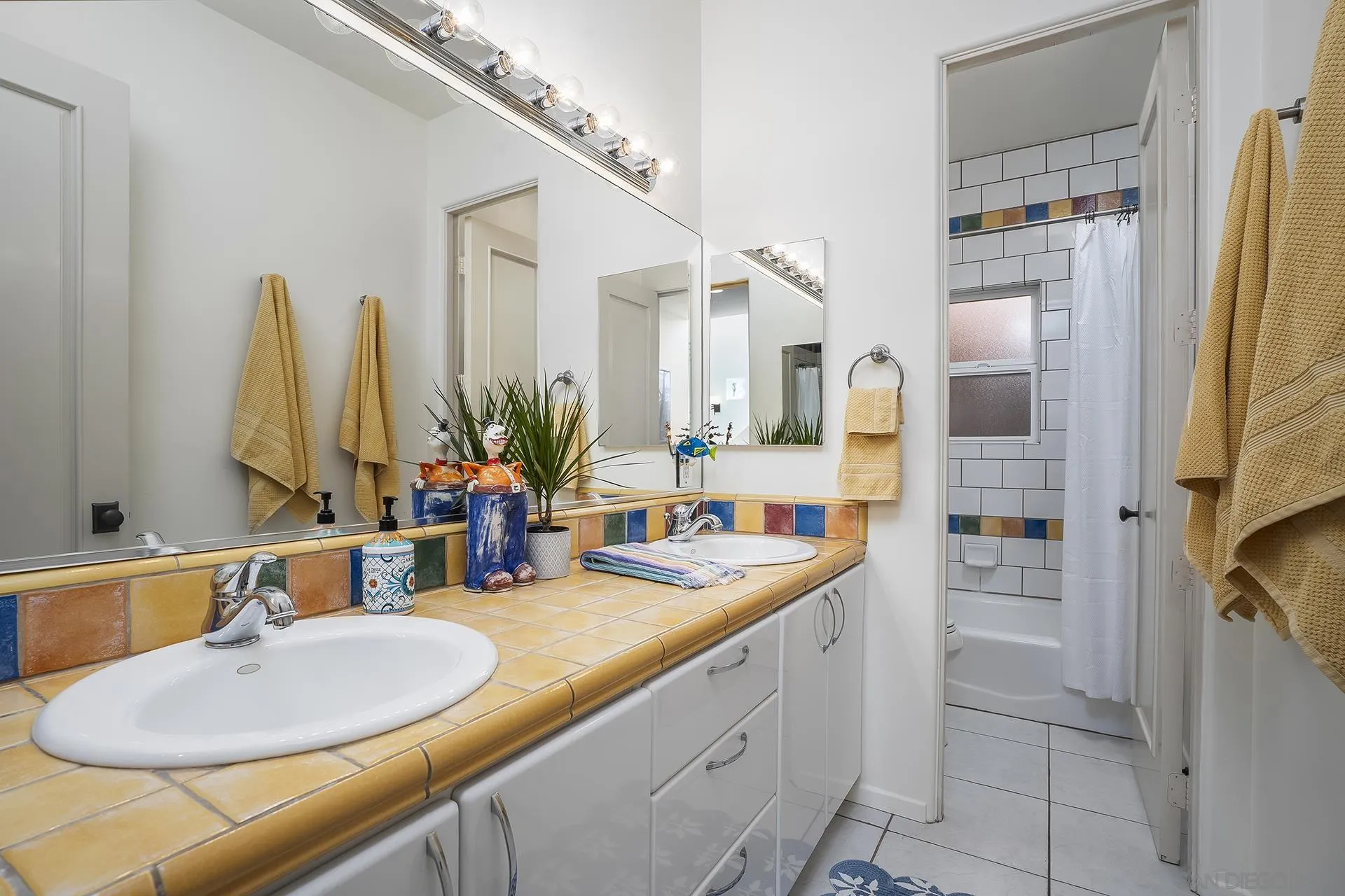 https://cdn.realtyfeed.com/cdn/127/260023460/7632c53e87c571adf8d7fc2baa117f1d.webp