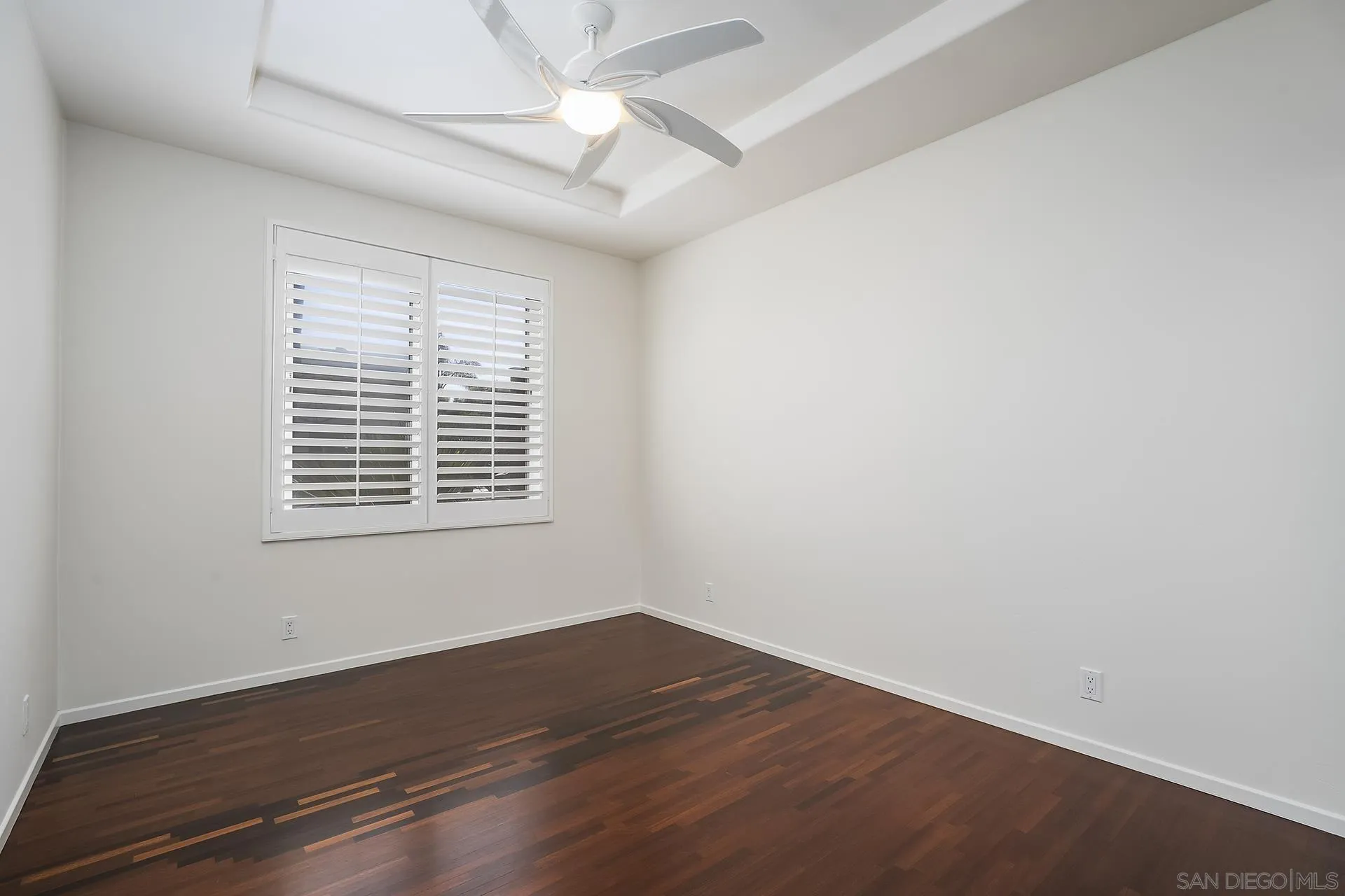 https://cdn.realtyfeed.com/cdn/127/260023460/b7741d8e347d9df2a02bba1c357b4341.webp