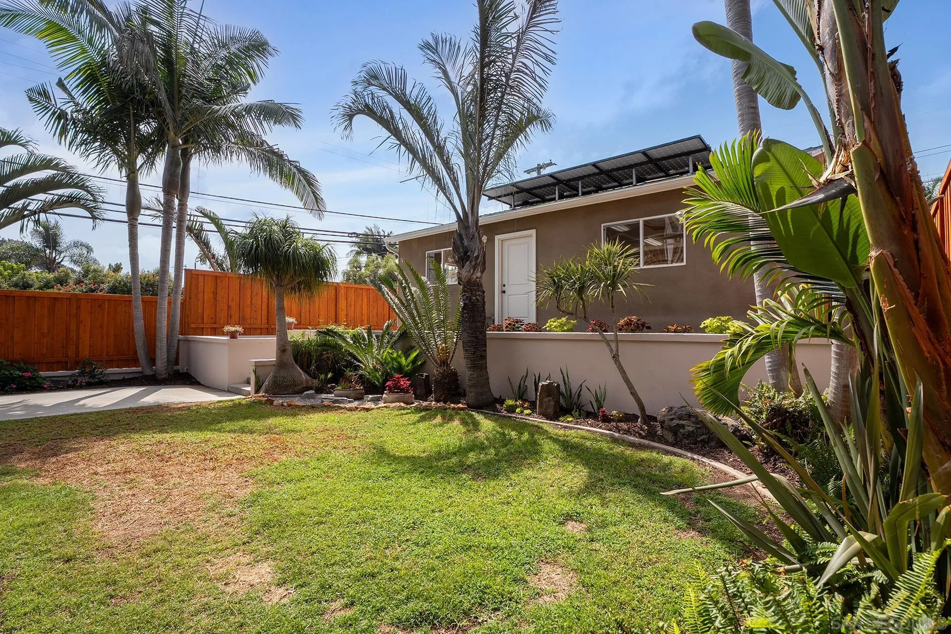 https://cdn.realtyfeed.com/cdn/127/260023460/c58497feb7a5ae79fec7577afebe53a6.webp