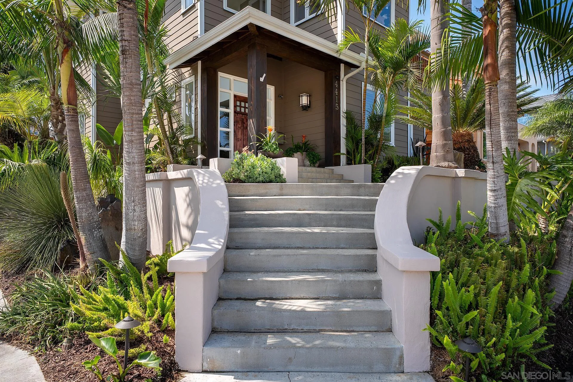 https://cdn.realtyfeed.com/cdn/127/260023460/ff66f3ab3c627d91401619b97fd3f0bf.webp