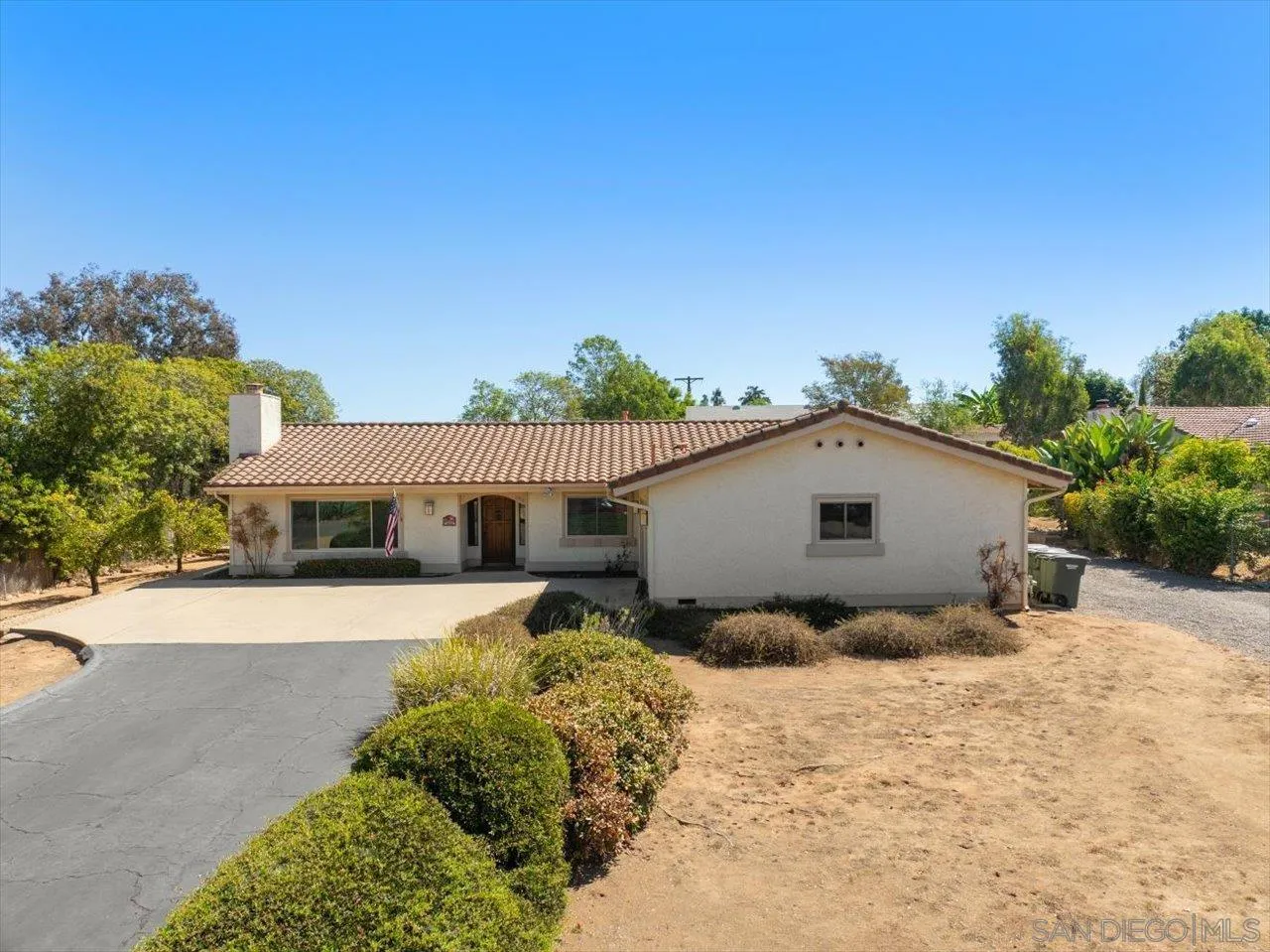 1970 Rohn Rd, Escondido, CA 92025 - Main photo, Escondido, CA