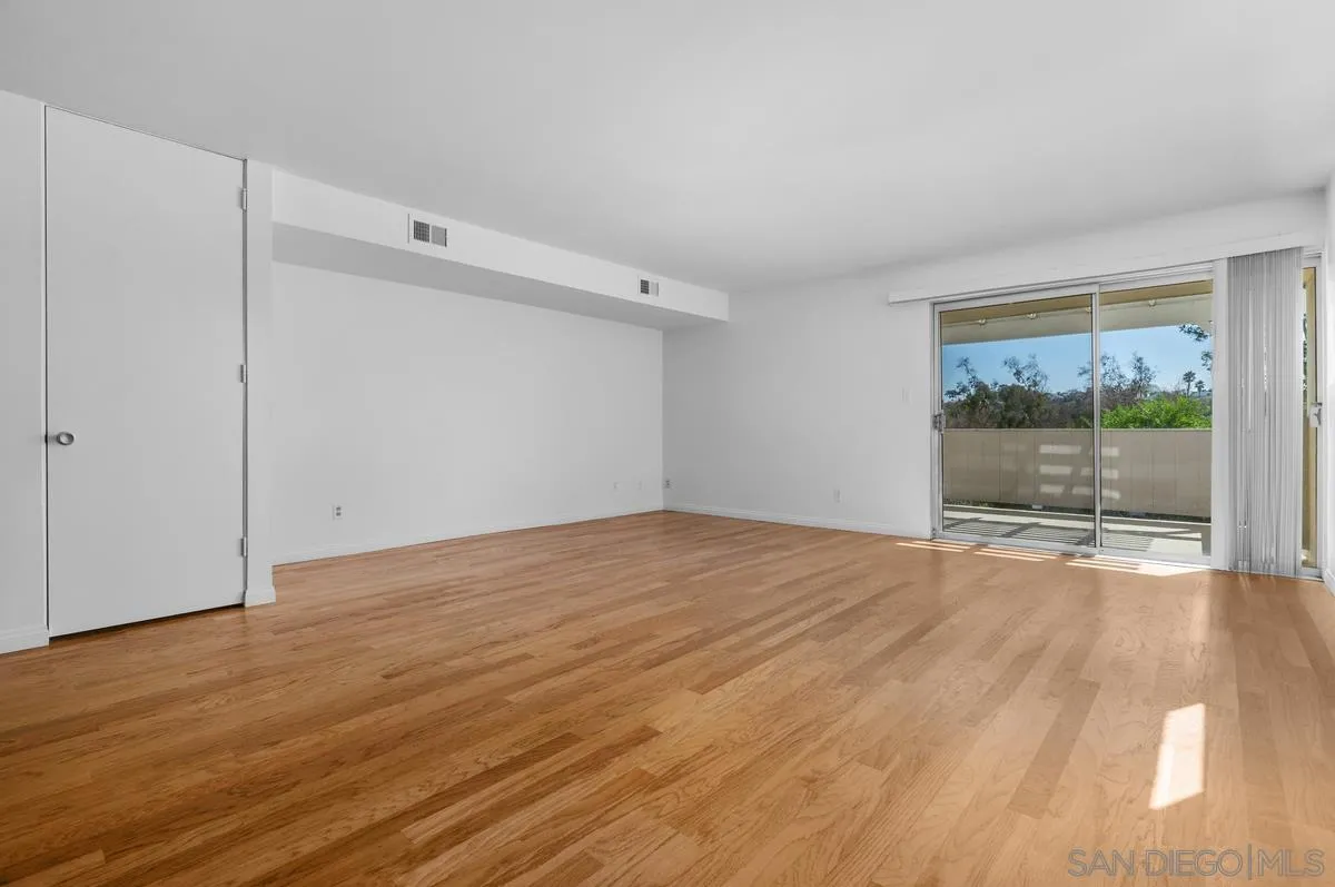 5710 Ferber St, San Diego, CA 92122 - Photo 4 of 41, San Diego, CA