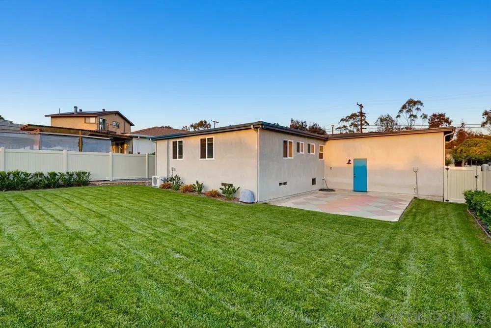 https://cdn.realtyfeed.com/cdn/127/260023471/16e9e5424cb6c1308e0f0f43400e87cc.webp