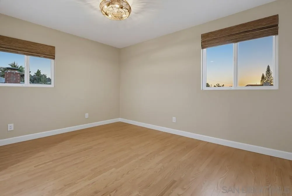 https://cdn.realtyfeed.com/cdn/127/260023471/4837e4033a9ce3877f4a74a85bd13dd1.webp