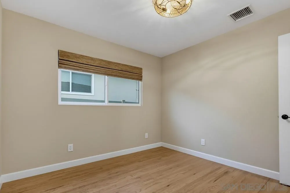 https://cdn.realtyfeed.com/cdn/127/260023471/81af7b26054590ff6711ed4cb15376a3.webp