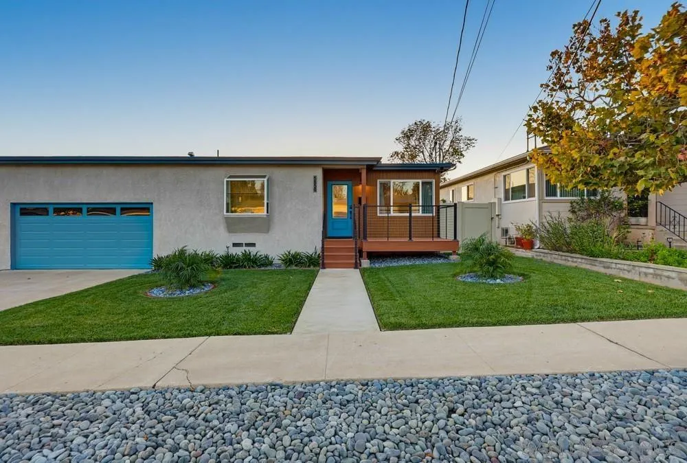 https://cdn.realtyfeed.com/cdn/127/260023471/9afe3a27afa0fba3bf179aa8f307abf8.webp