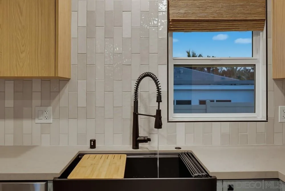 https://cdn.realtyfeed.com/cdn/127/260023471/bd7c6254d4457e110b830d86ac3d3aa1.webp