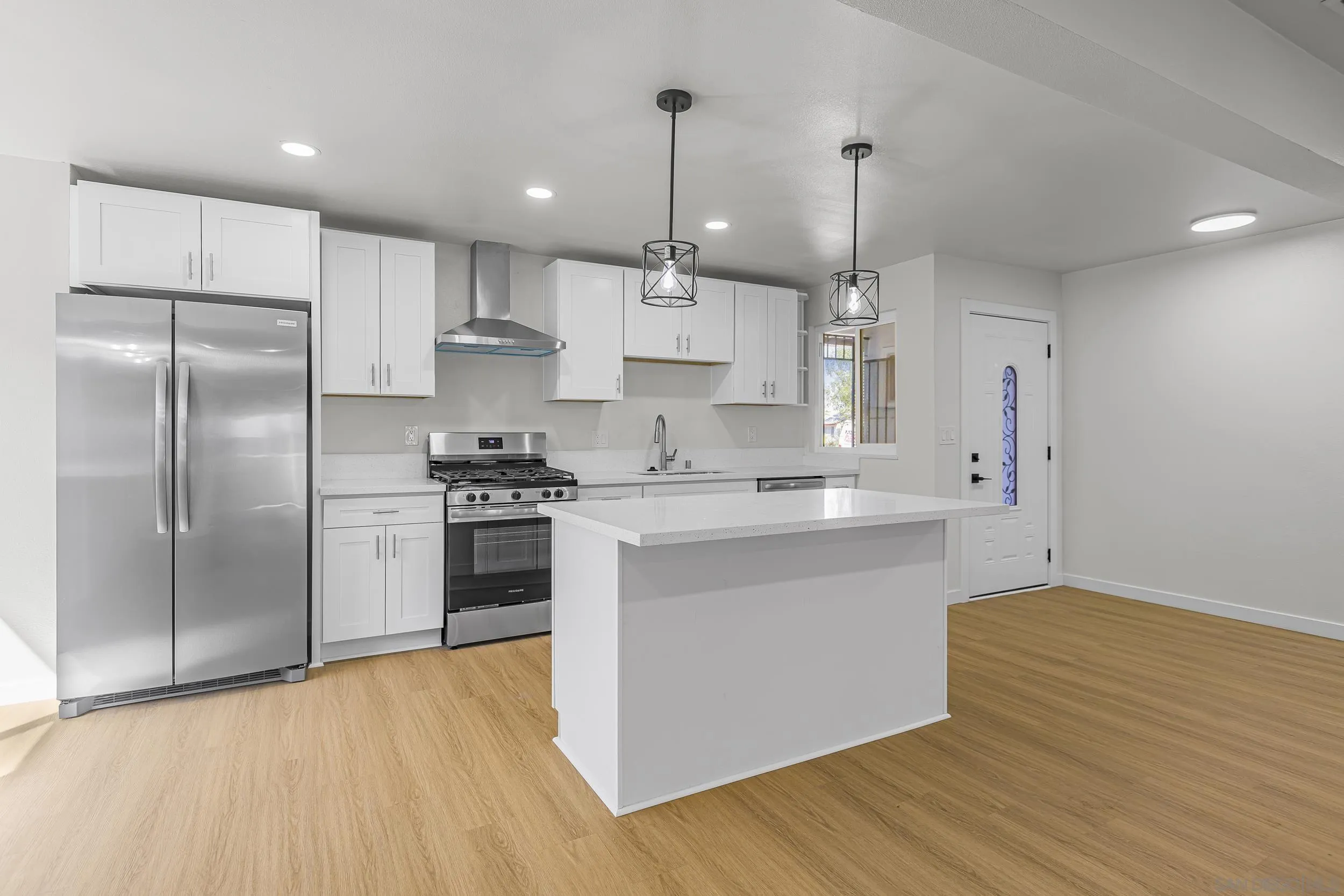 1037 Avocado Ave, El Cajon, CA 92020 - Photo 2 of 21, El Cajon, CA