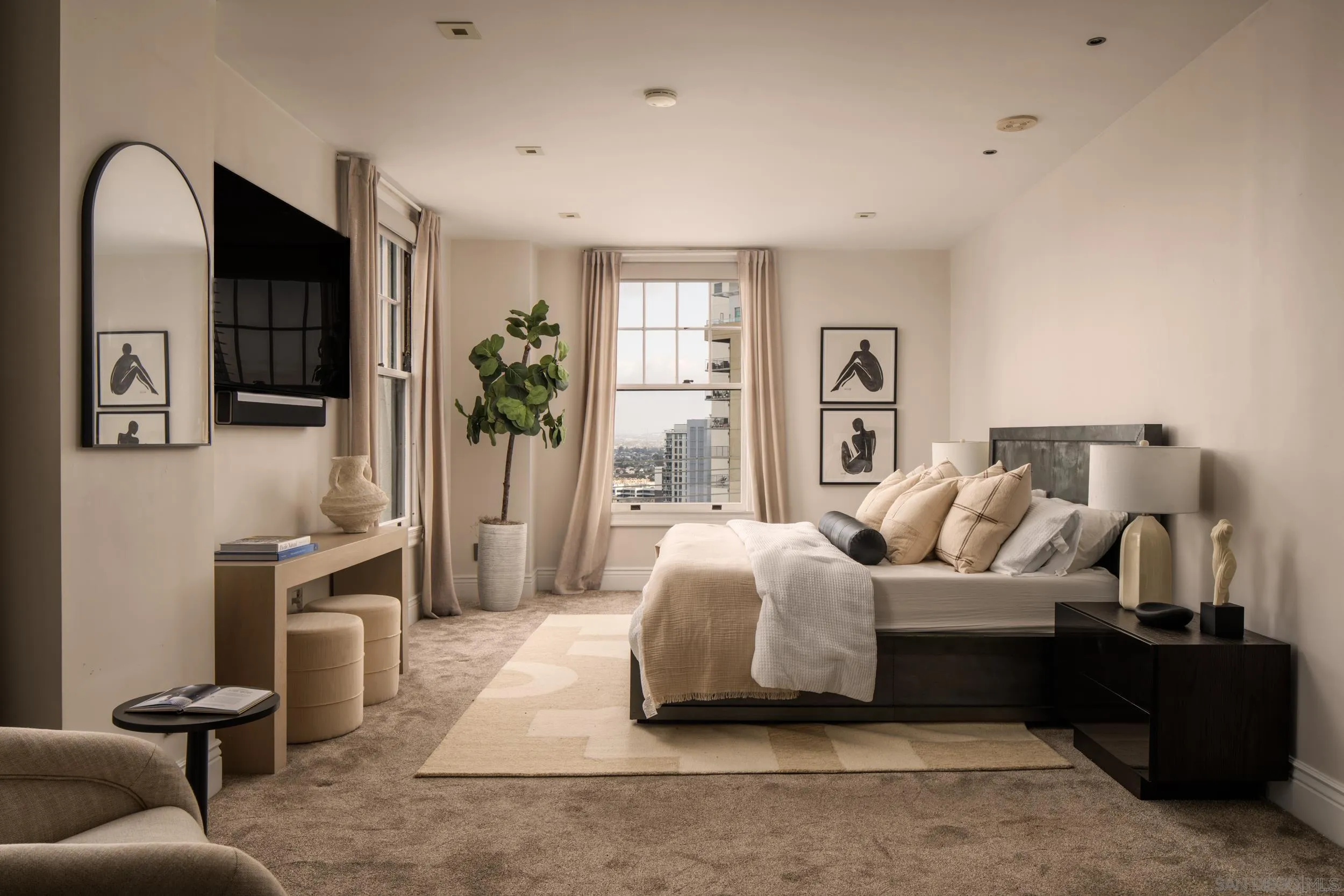 https://cdn.realtyfeed.com/cdn/127/260023477/16bc7cc427fed57e78407869be7563e0.webp