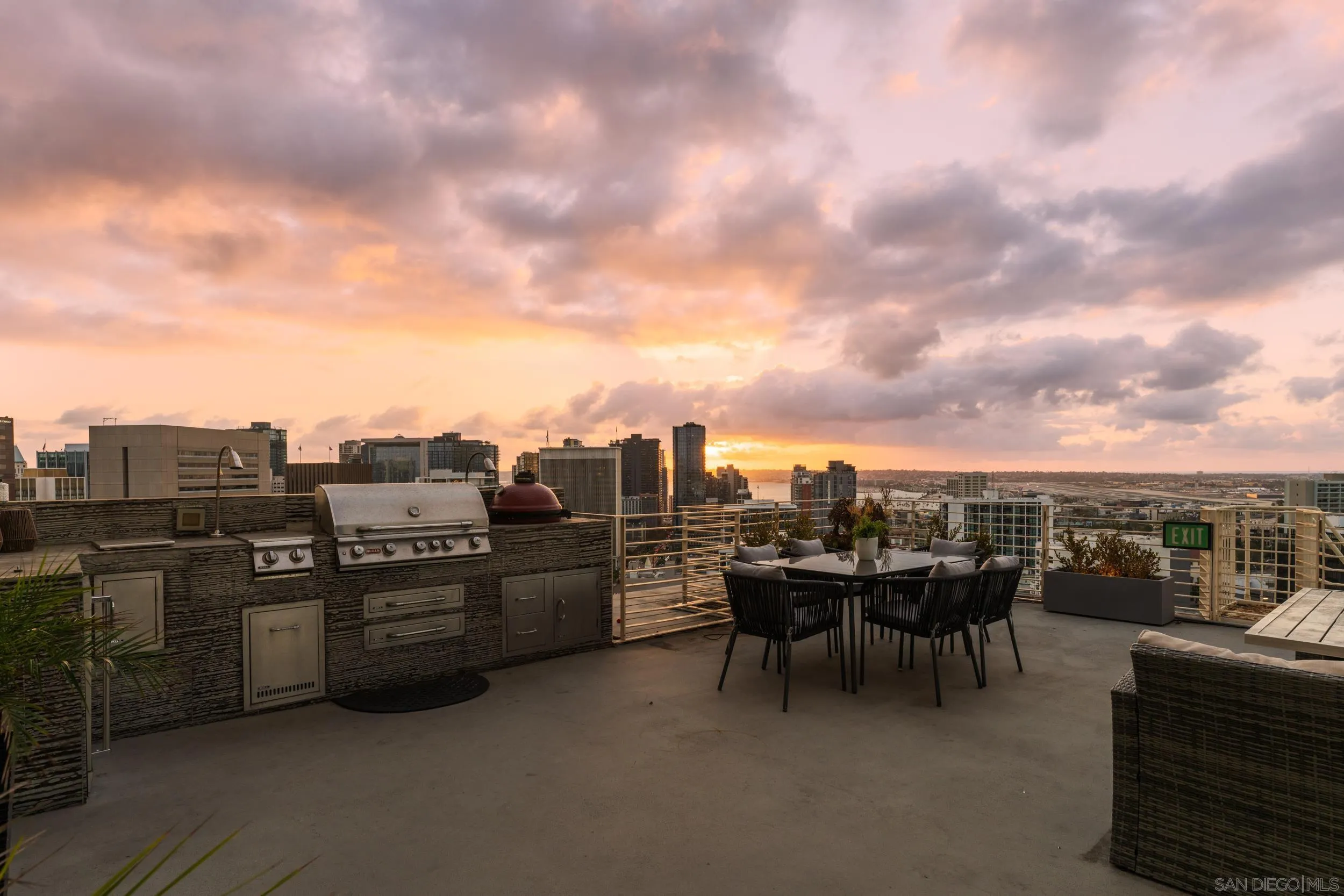 https://cdn.realtyfeed.com/cdn/127/260023477/558c6c1449beb2b167bcc83999fc0852.webp
