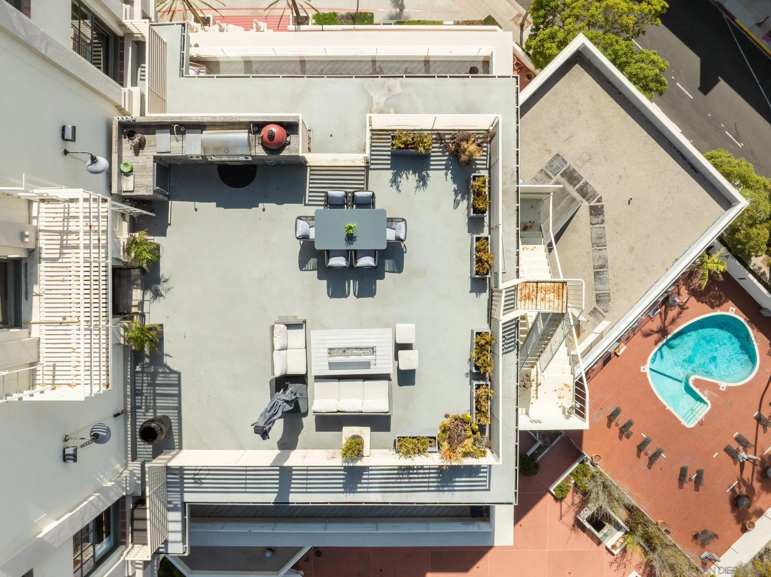 https://cdn.realtyfeed.com/cdn/127/260023477/b366380d3f145e431b13faae5a227564.webp