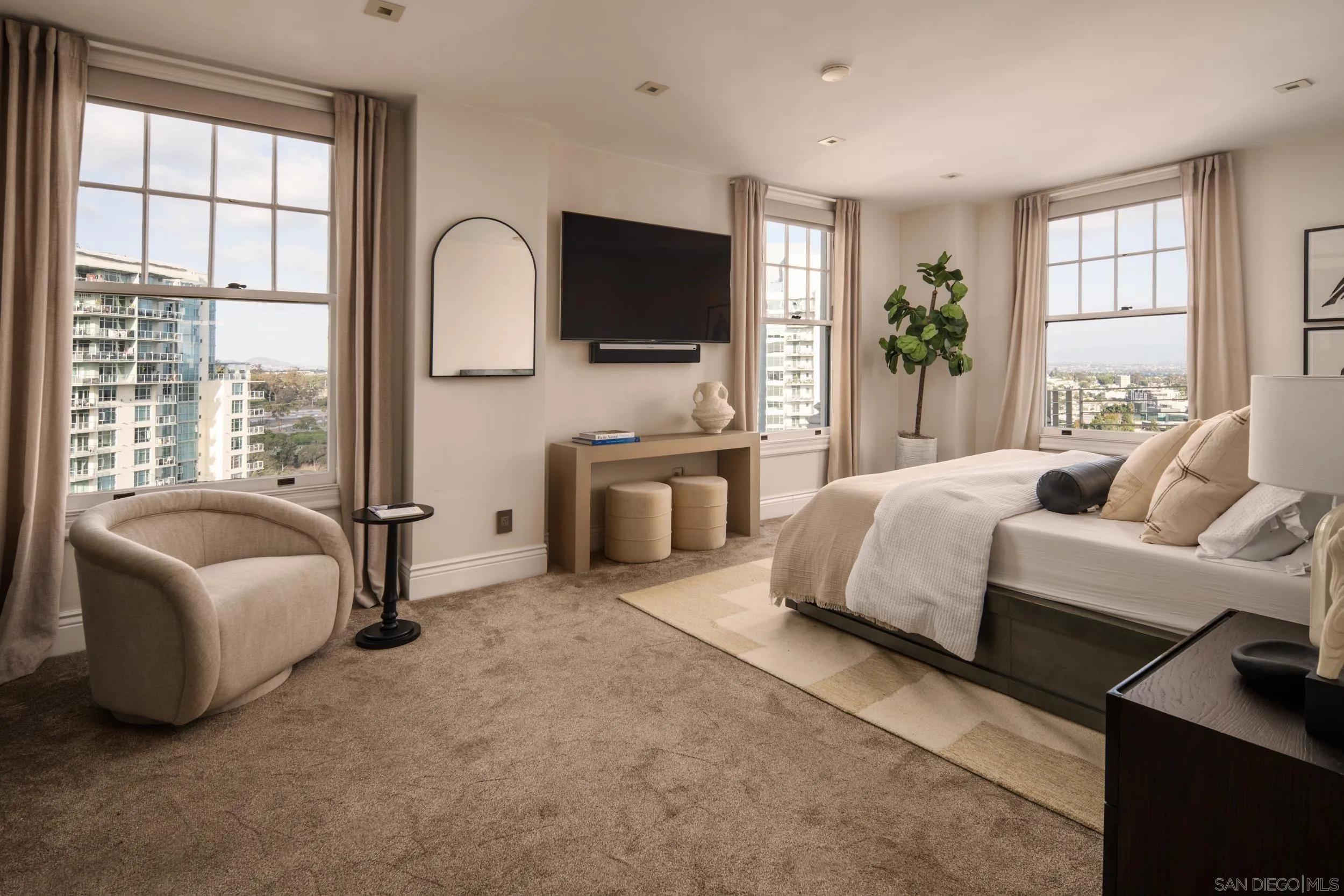 https://cdn.realtyfeed.com/cdn/127/260023477/befe8d155e604197f612b379ebd02808.webp