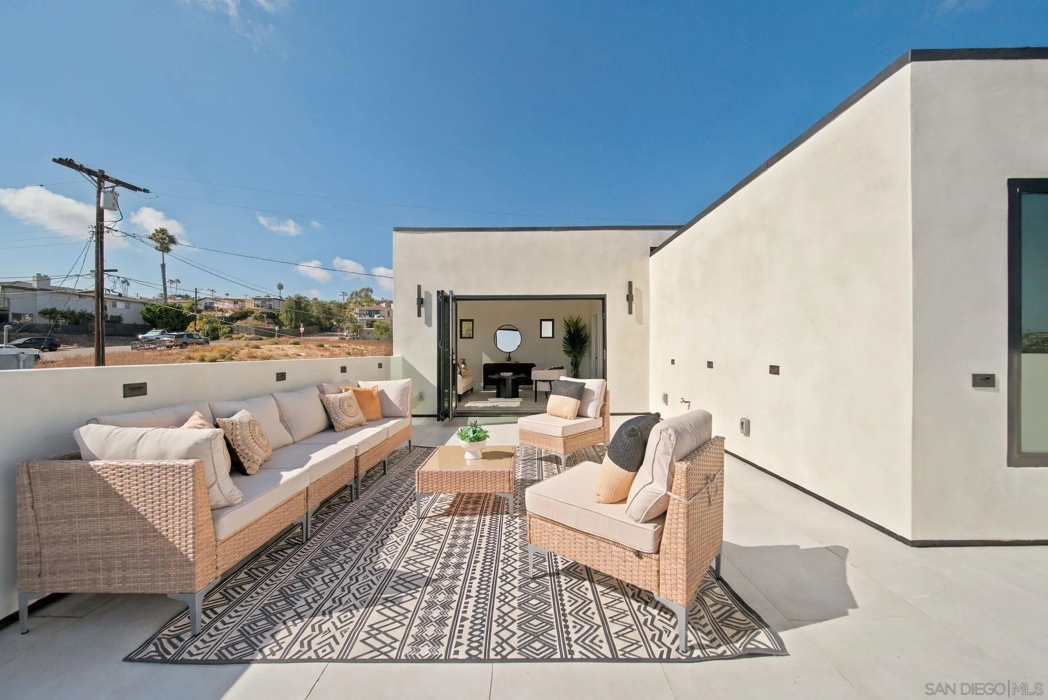 2522 Chalcedony St, San Diego, CA 92109 - Photo 4 of 61, San Diego, CA