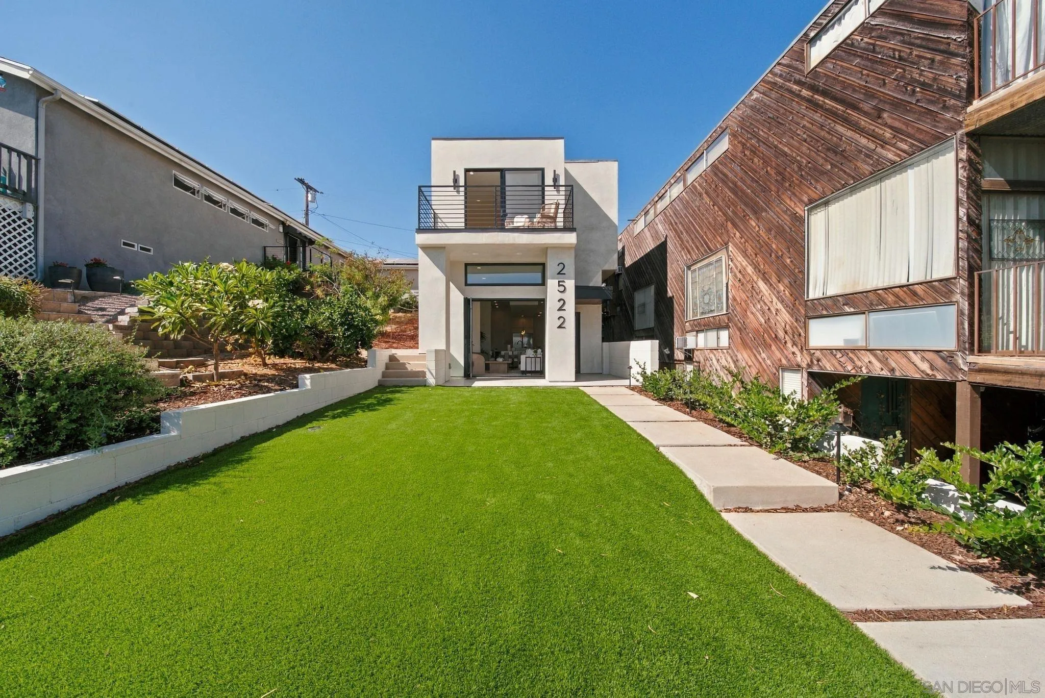 2522 Chalcedony St, San Diego, CA 92109 - Photo 5 of 61, San Diego, CA