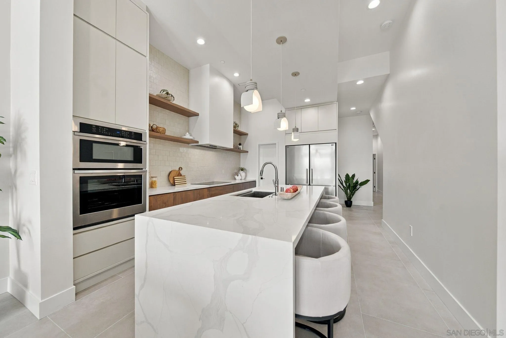 https://cdn.realtyfeed.com/cdn/127/260023482/4ac614d10aa06ac33e3ea4f8c583b1d7.webp