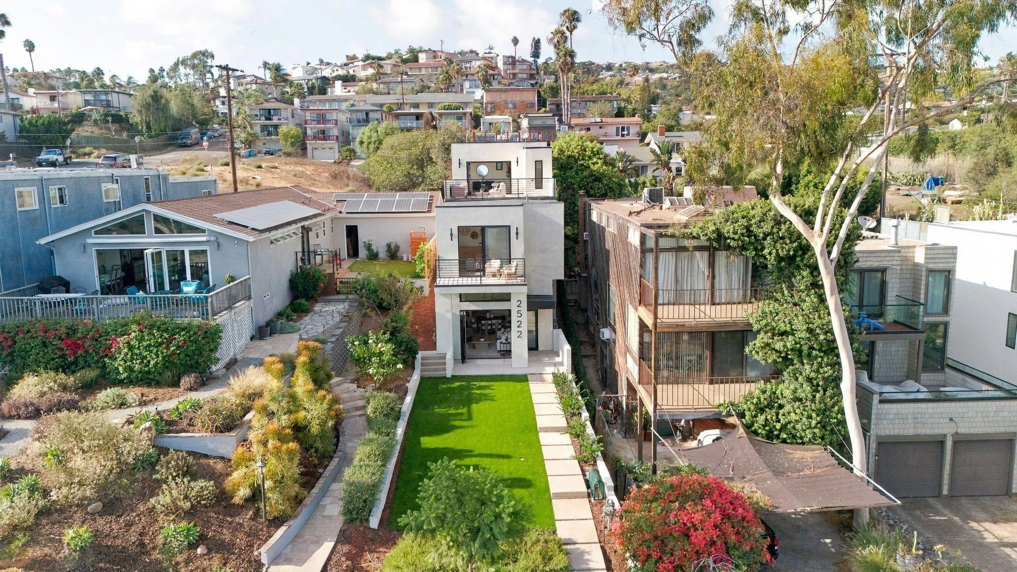 https://cdn.realtyfeed.com/cdn/127/260023482/7e8f168e4015cc74b66660a18f2864bf.webp
