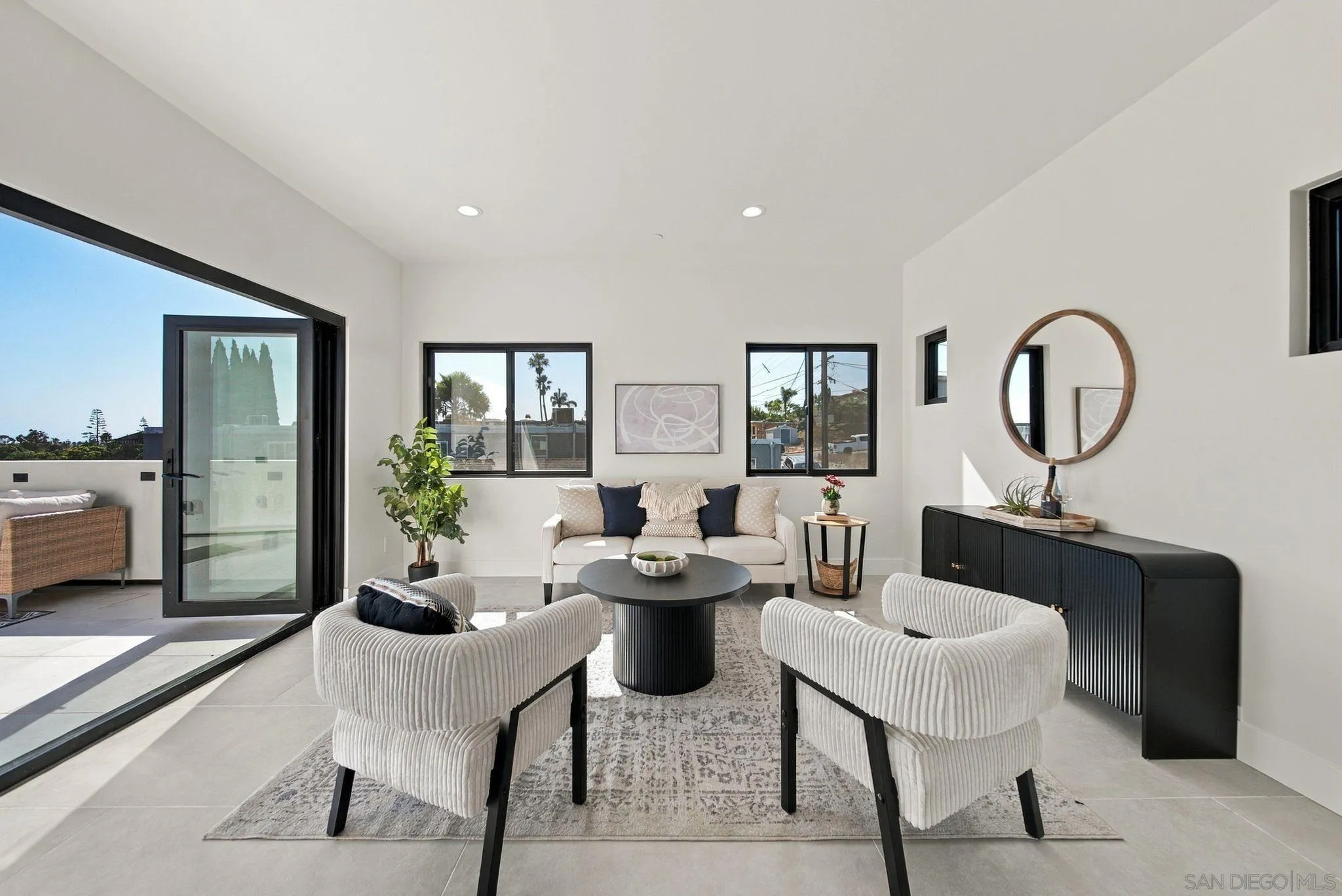 https://cdn.realtyfeed.com/cdn/127/260023482/d5649d1d109d1bdbce48a427b059e682.webp