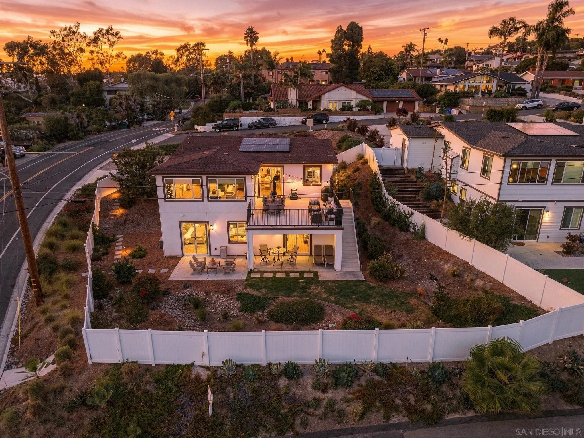 https://cdn.realtyfeed.com/cdn/127/260023484/003e77df936ec3d0dac79c8ded28b1ad.webp