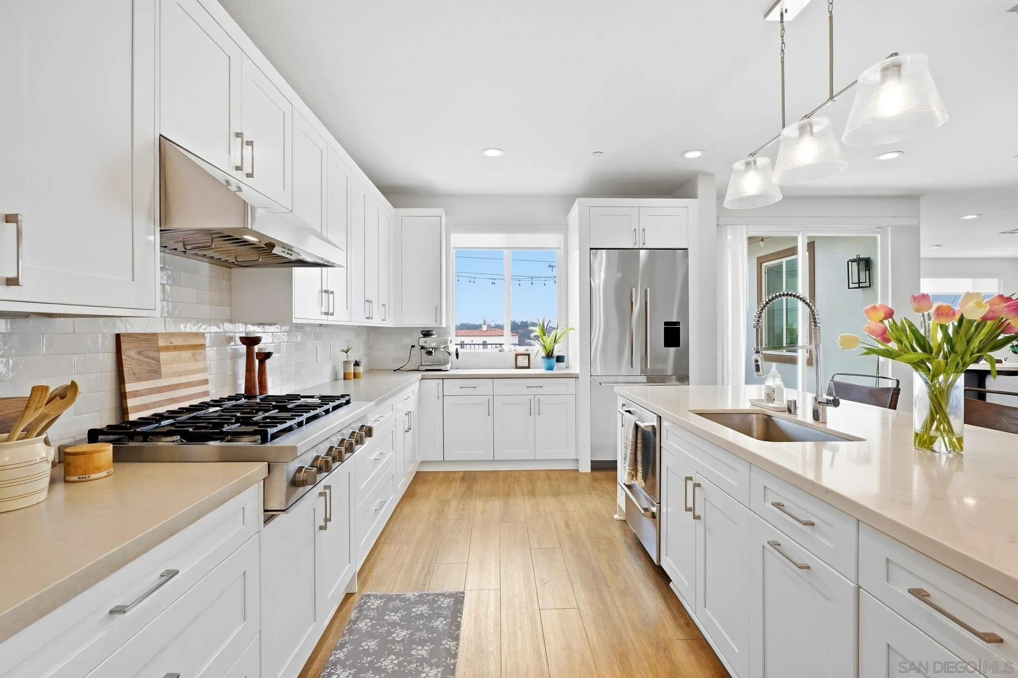 https://cdn.realtyfeed.com/cdn/127/260023484/5911c6c471d9364959e03b072a0b1dbe.webp