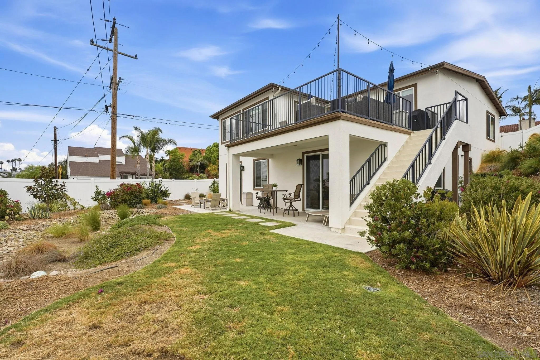 https://cdn.realtyfeed.com/cdn/127/260023484/8ff894970ad0032b190b2e5e0dc3401b.webp