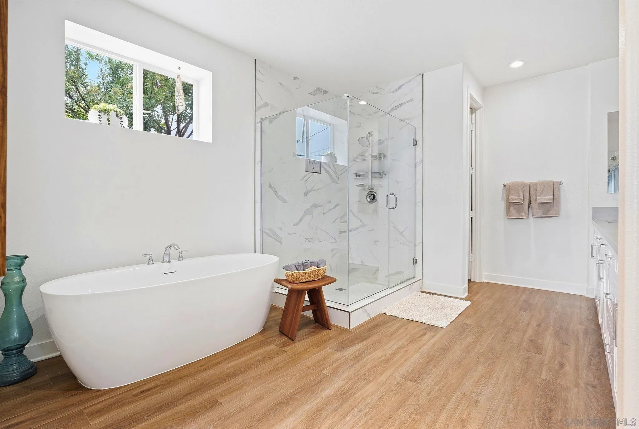 https://cdn.realtyfeed.com/cdn/127/260023484/9429f50122ac1c483259be8ebc6d13bc.webp