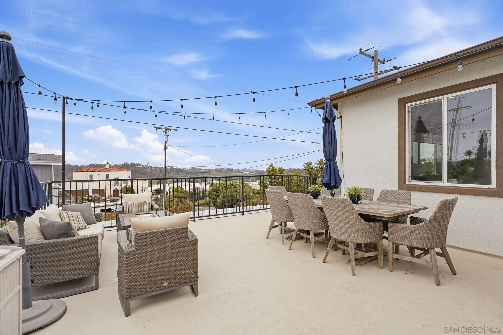 https://cdn.realtyfeed.com/cdn/127/260023484/a739dcf858a609525e2b5a1b1c25780c.webp