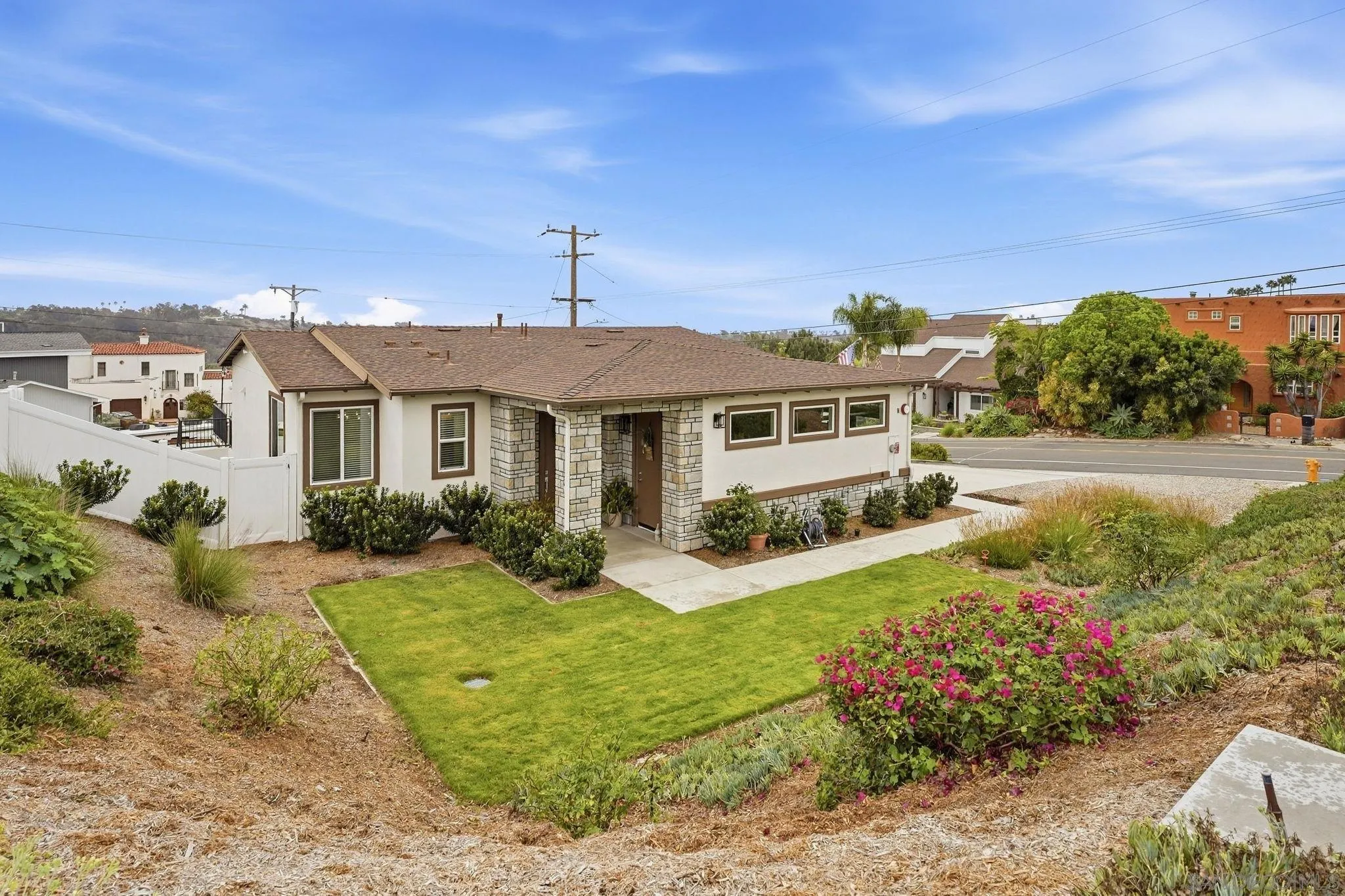 https://cdn.realtyfeed.com/cdn/127/260023484/c3daa7c826fbe448dfb23a746c60009e.webp