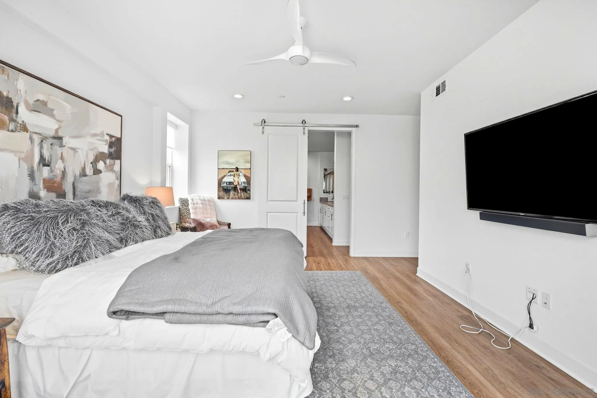 https://cdn.realtyfeed.com/cdn/127/260023484/e3e3450eb8cfacc28280c22a2ebb744f.webp