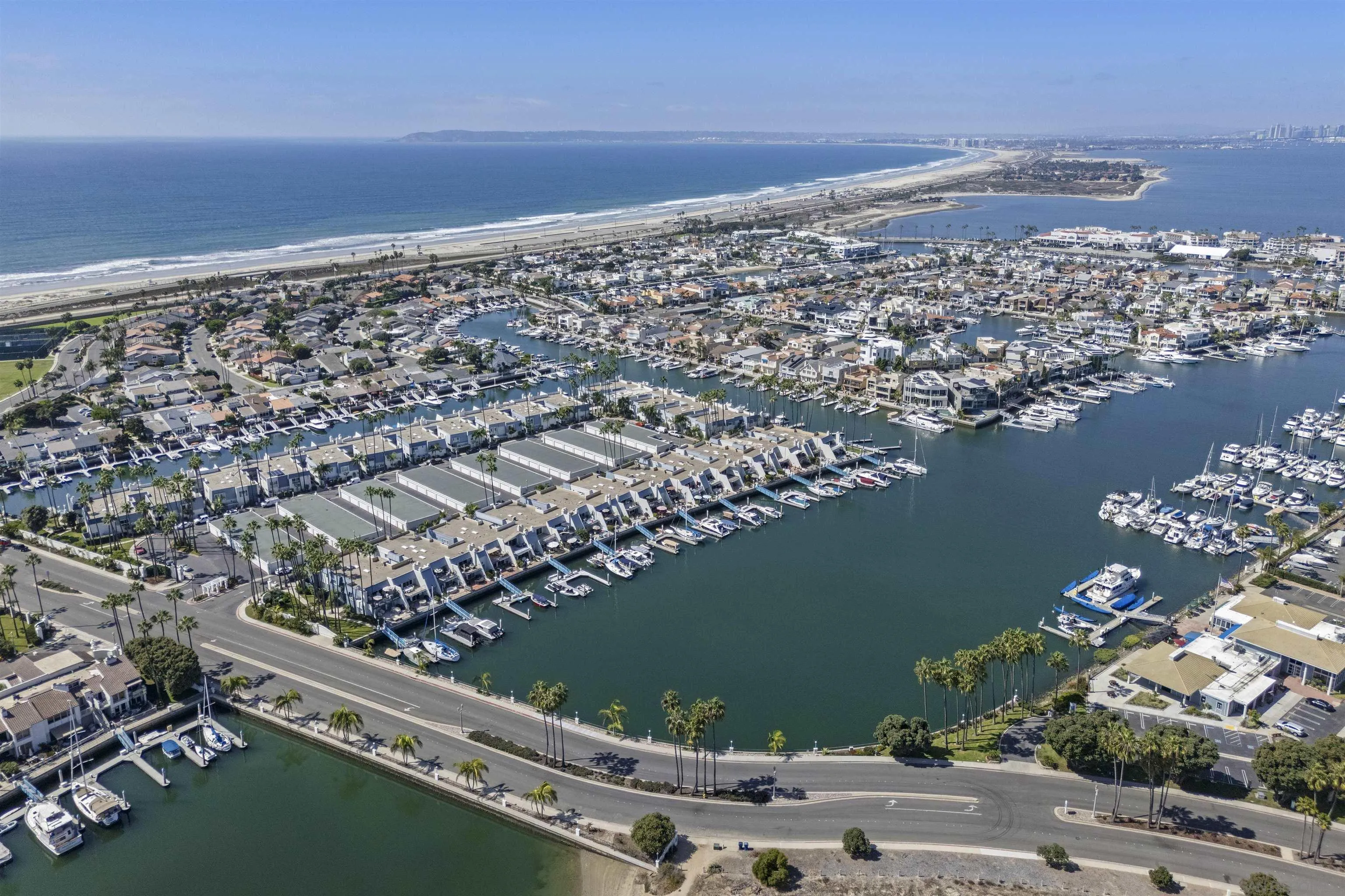 https://cdn.realtyfeed.com/cdn/127/260023489/198e7a54699f746845d9d93d357c38c4.webp