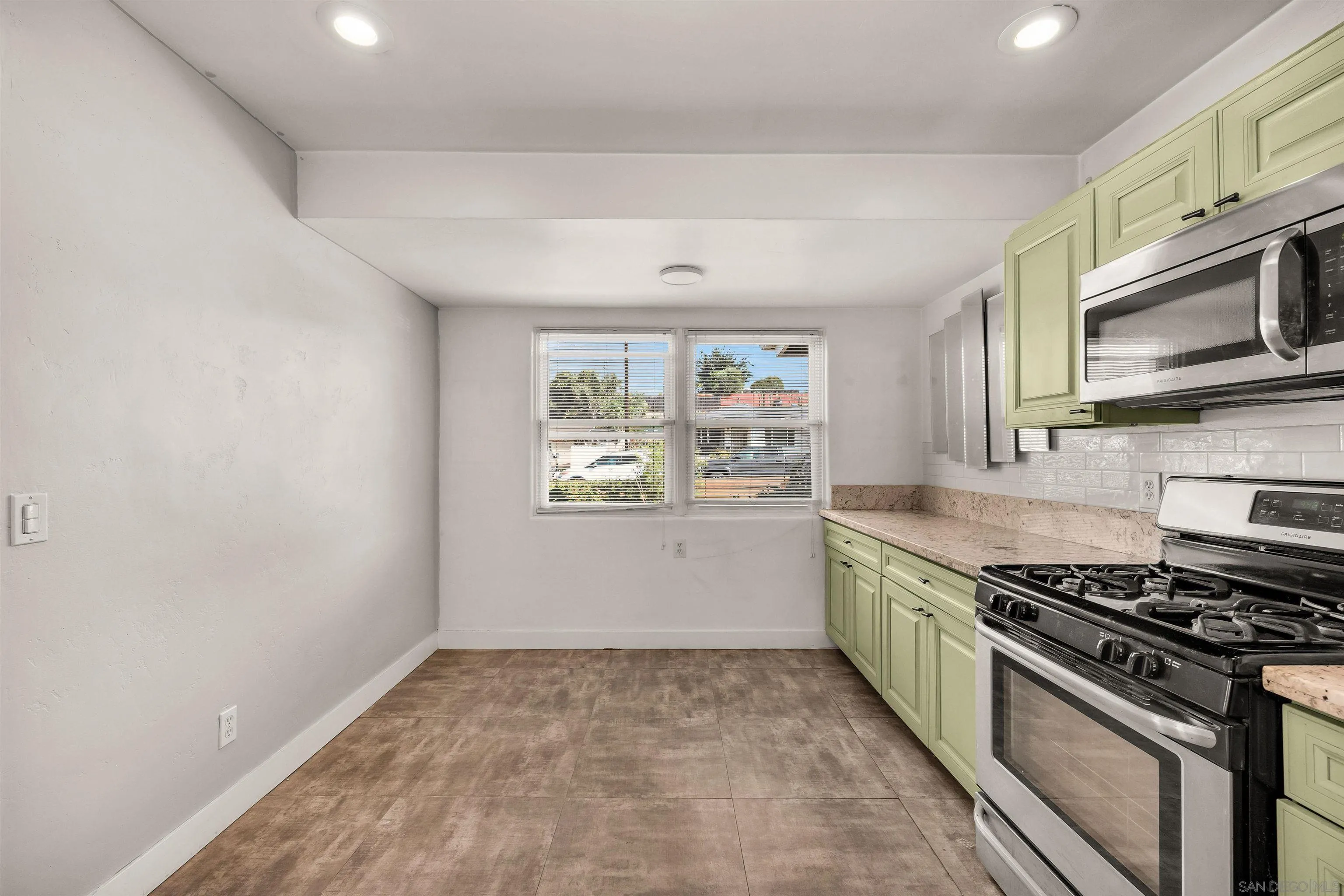 5943 Thorn Street, San Diego, CA 92105 - Photo 5 of 17, San Diego, CA