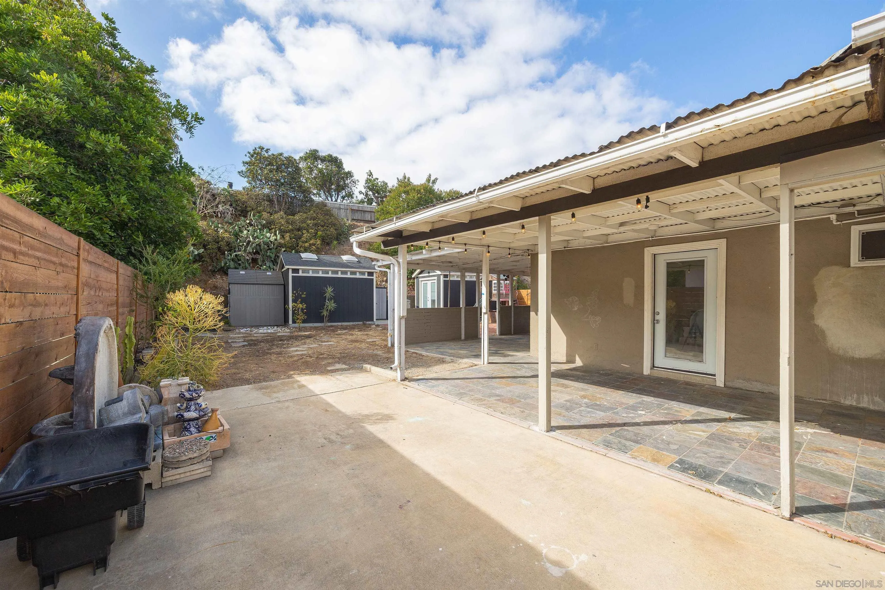 https://cdn.realtyfeed.com/cdn/127/260023490/b443e2057a03a368a89af390e729497c.webp