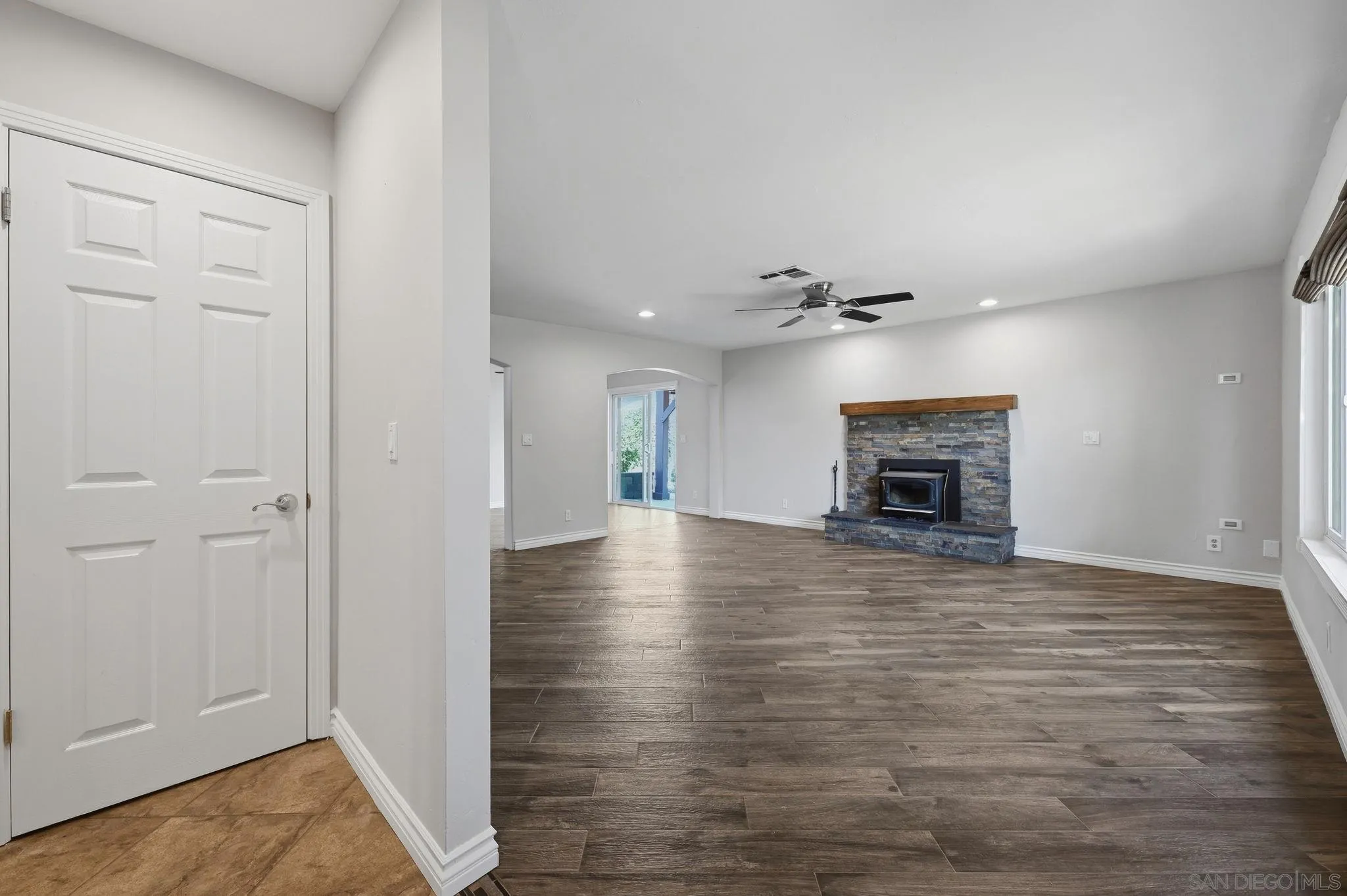 23638 Barrego Way, Ramona, CA 92065 - Photo 5 of 74, Ramona, CA