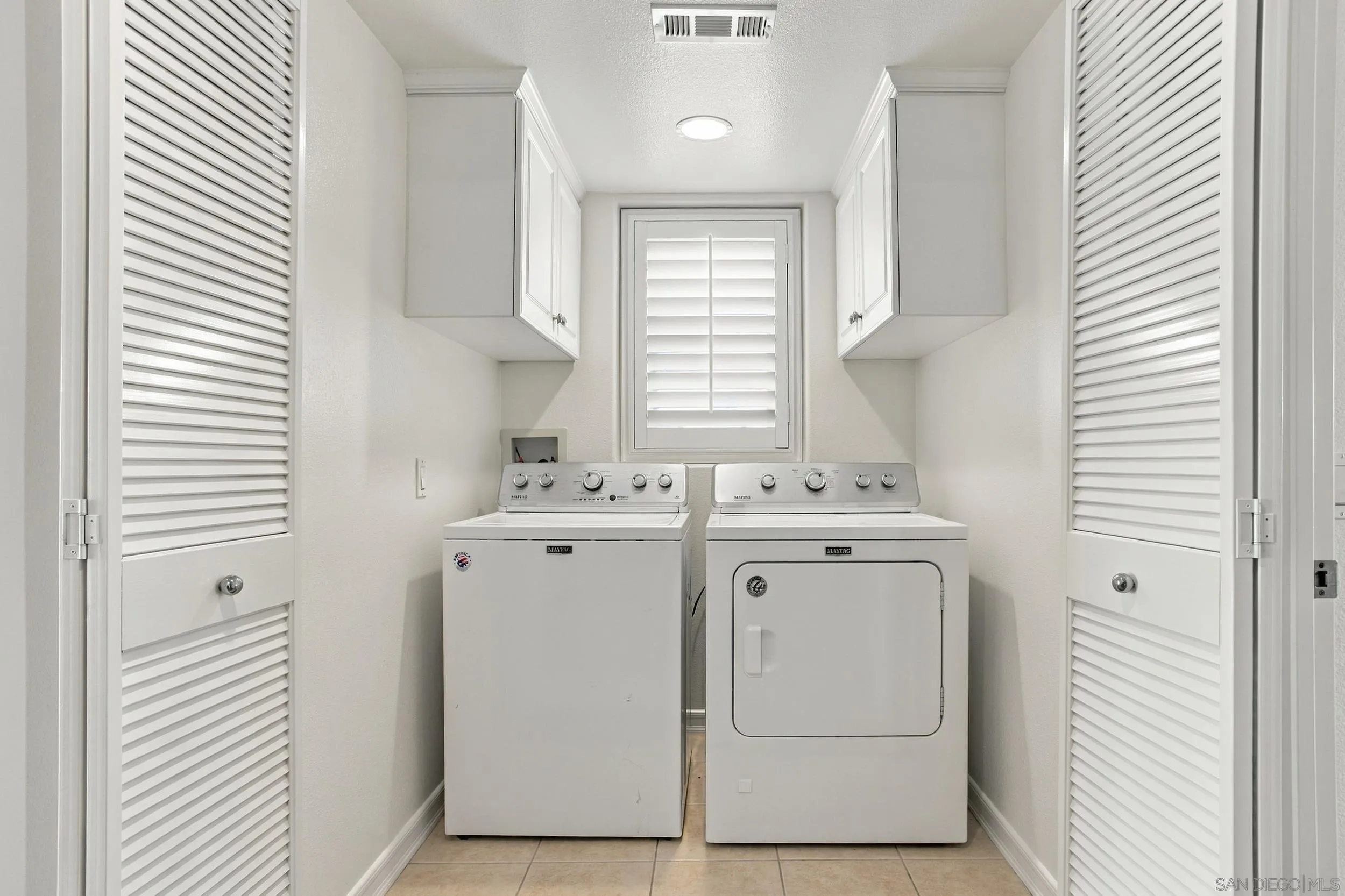 https://cdn.realtyfeed.com/cdn/127/260023496/14012fc5afbd0125e8f978fdaa6f6c27.webp
