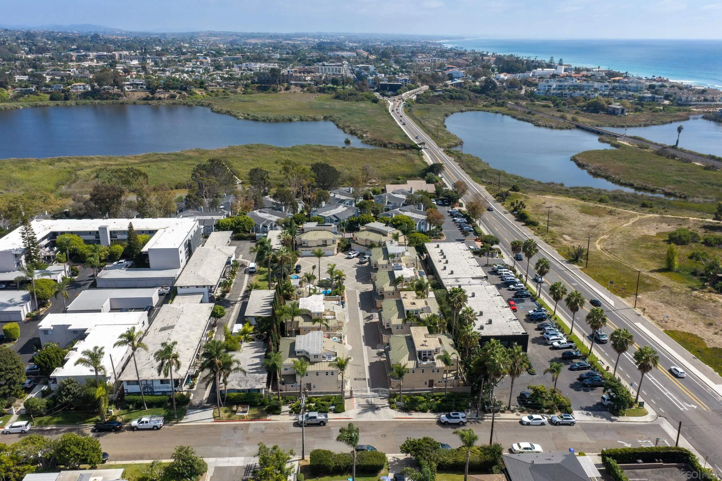 https://cdn.realtyfeed.com/cdn/127/260023496/e0a3e40a5db46b4f0c7400a0fdd47ab4.webp