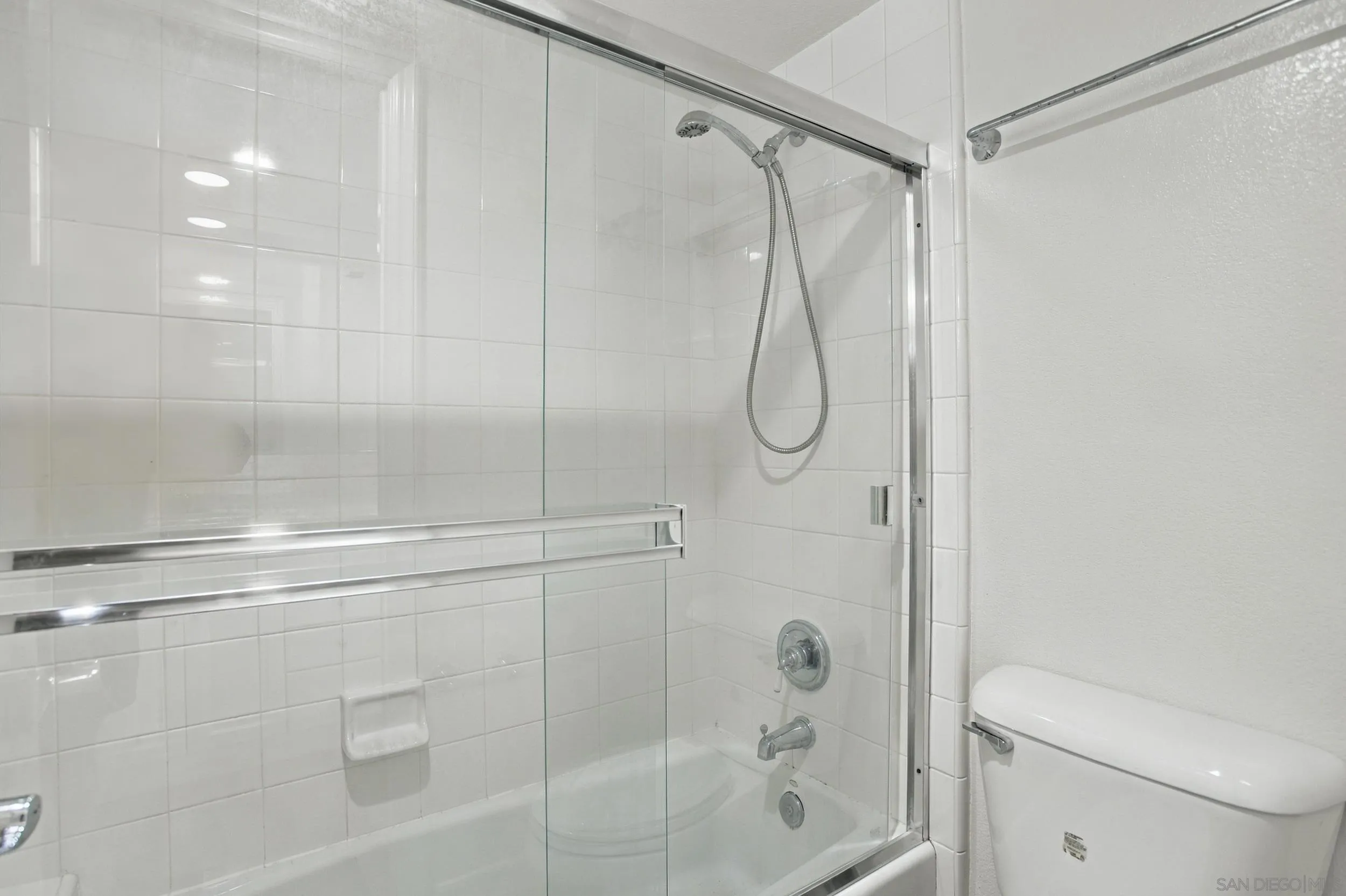 https://cdn.realtyfeed.com/cdn/127/260023496/f0ec50a2a0cf264df876fd59a18cfd28.webp