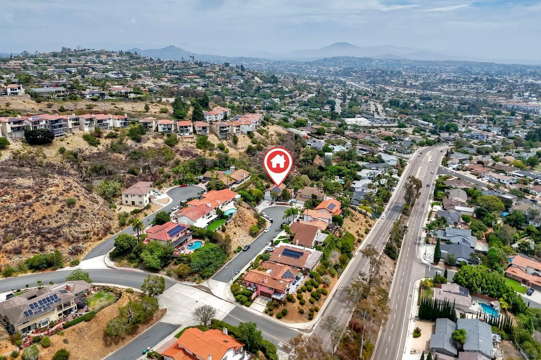 https://cdn.realtyfeed.com/cdn/127/260023497/83e31d7632310bff27a89132f1f16076.webp