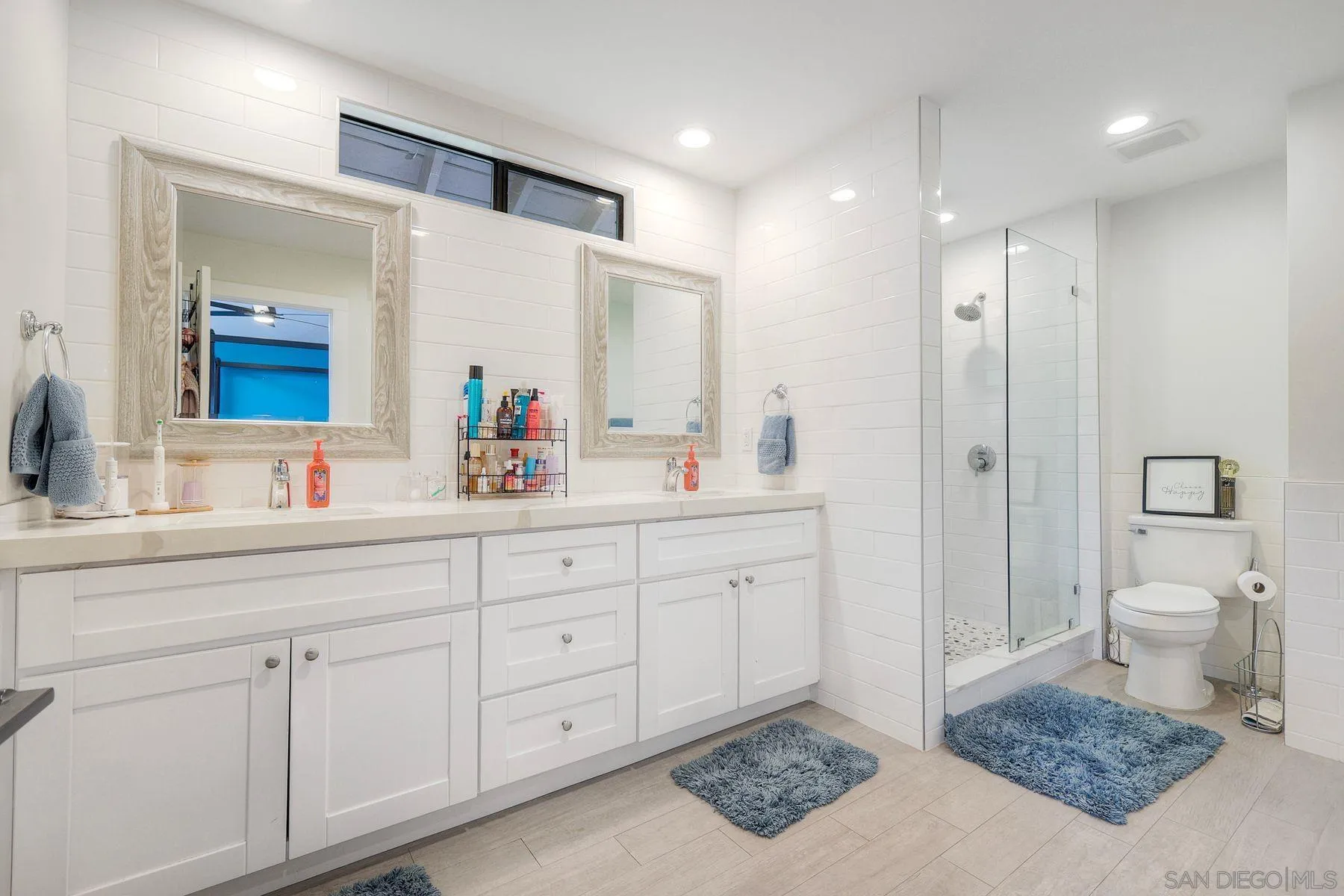 https://cdn.realtyfeed.com/cdn/127/260023497/c13629e1551c5067b1fd163e5b6761f4.webp