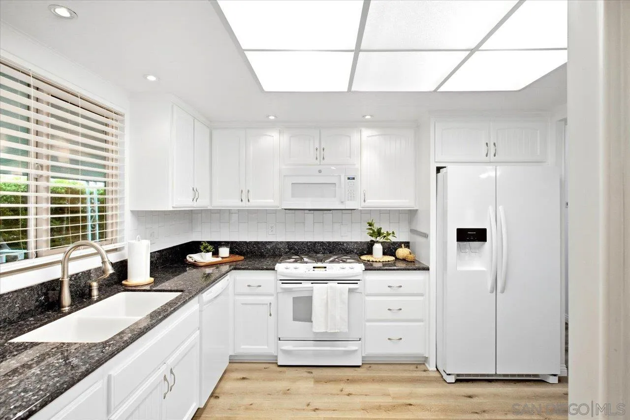 https://cdn.realtyfeed.com/cdn/127/260023501/b1e155b1eb920b7a49993a82a9552ff9.webp