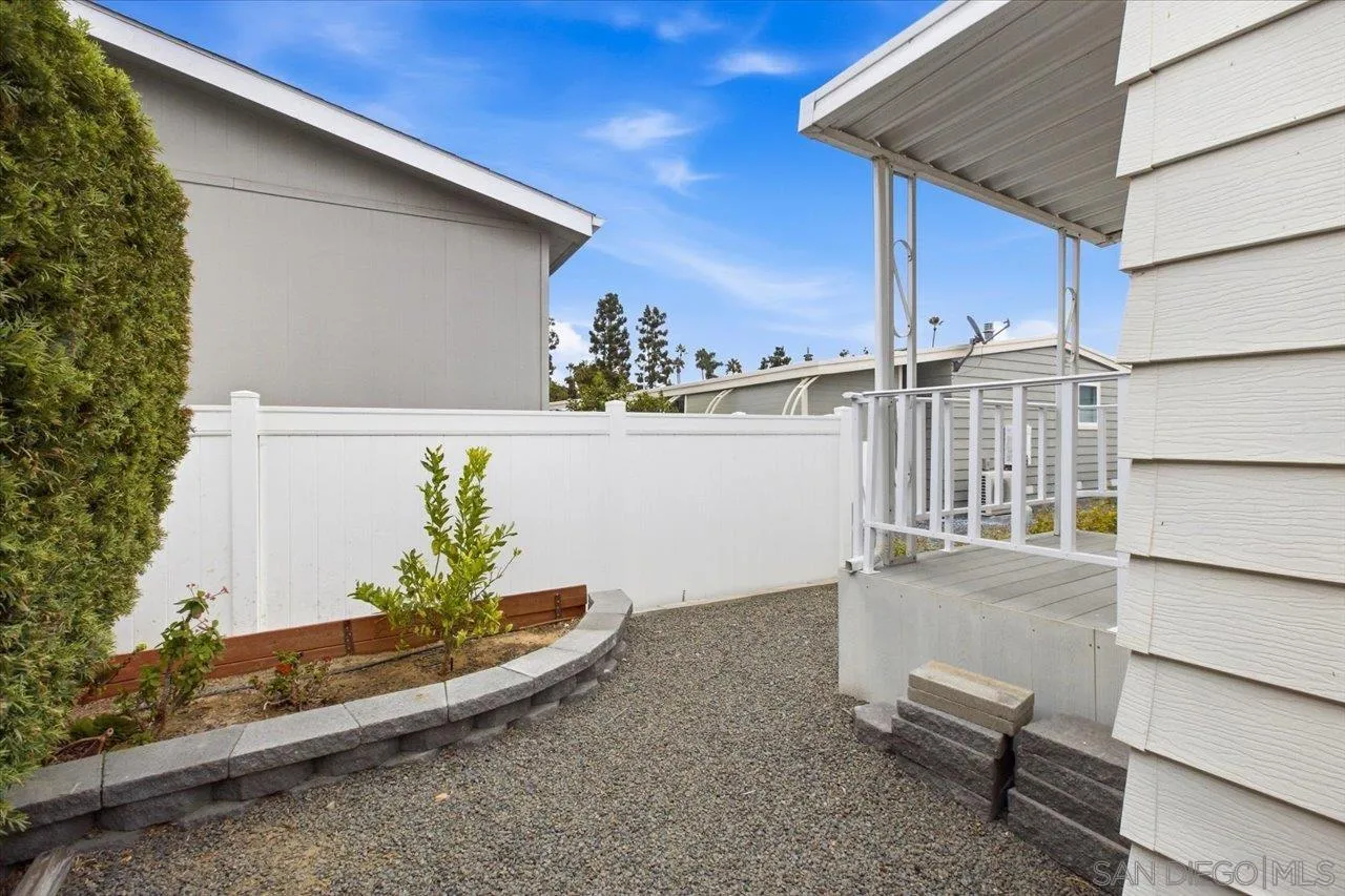 https://cdn.realtyfeed.com/cdn/127/260023501/e916c86e8a54bf63b3e2da91730645b5.webp