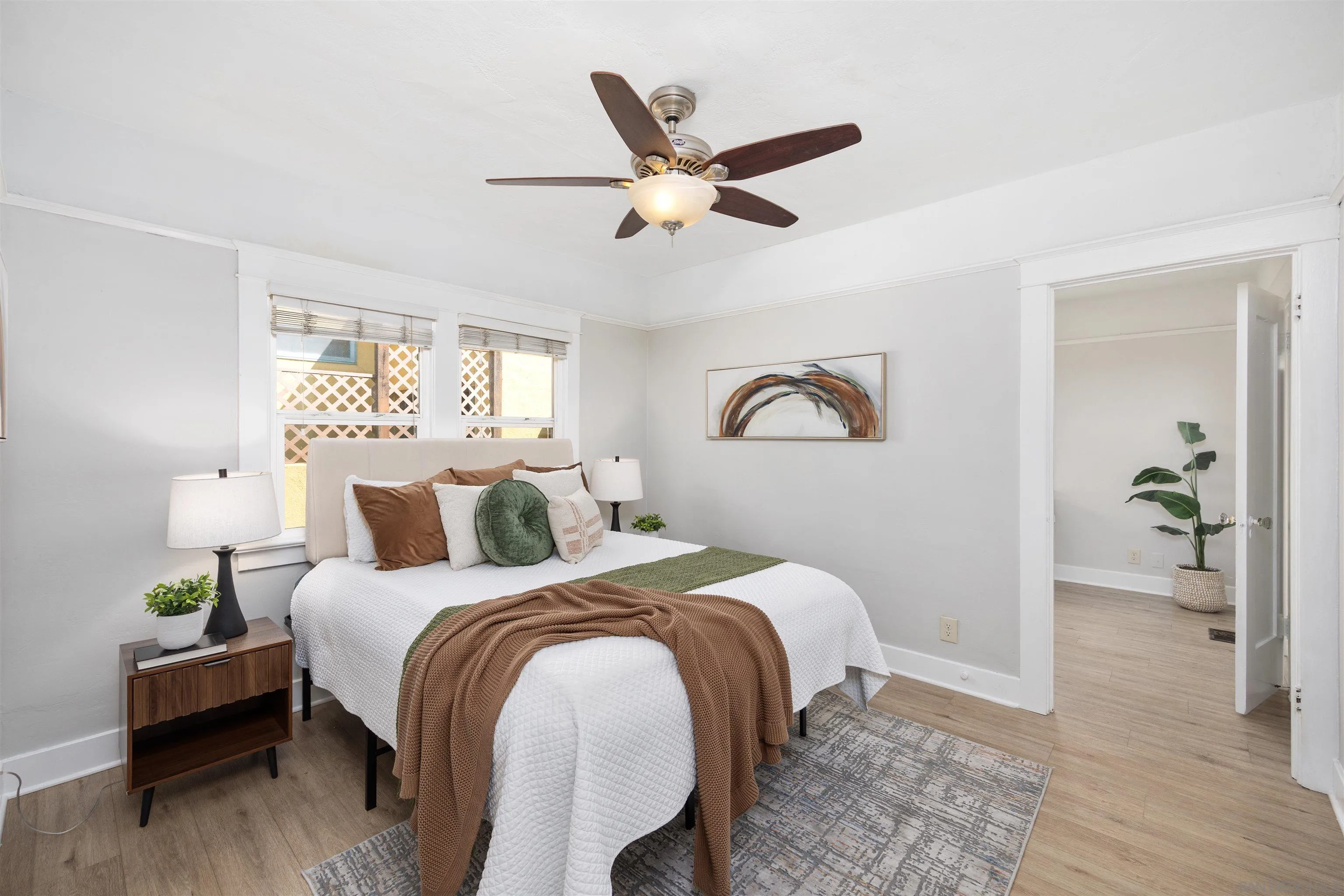 https://cdn.realtyfeed.com/cdn/127/260023502/3d08d1be415bc7ba473867fc2cce94dc.webp