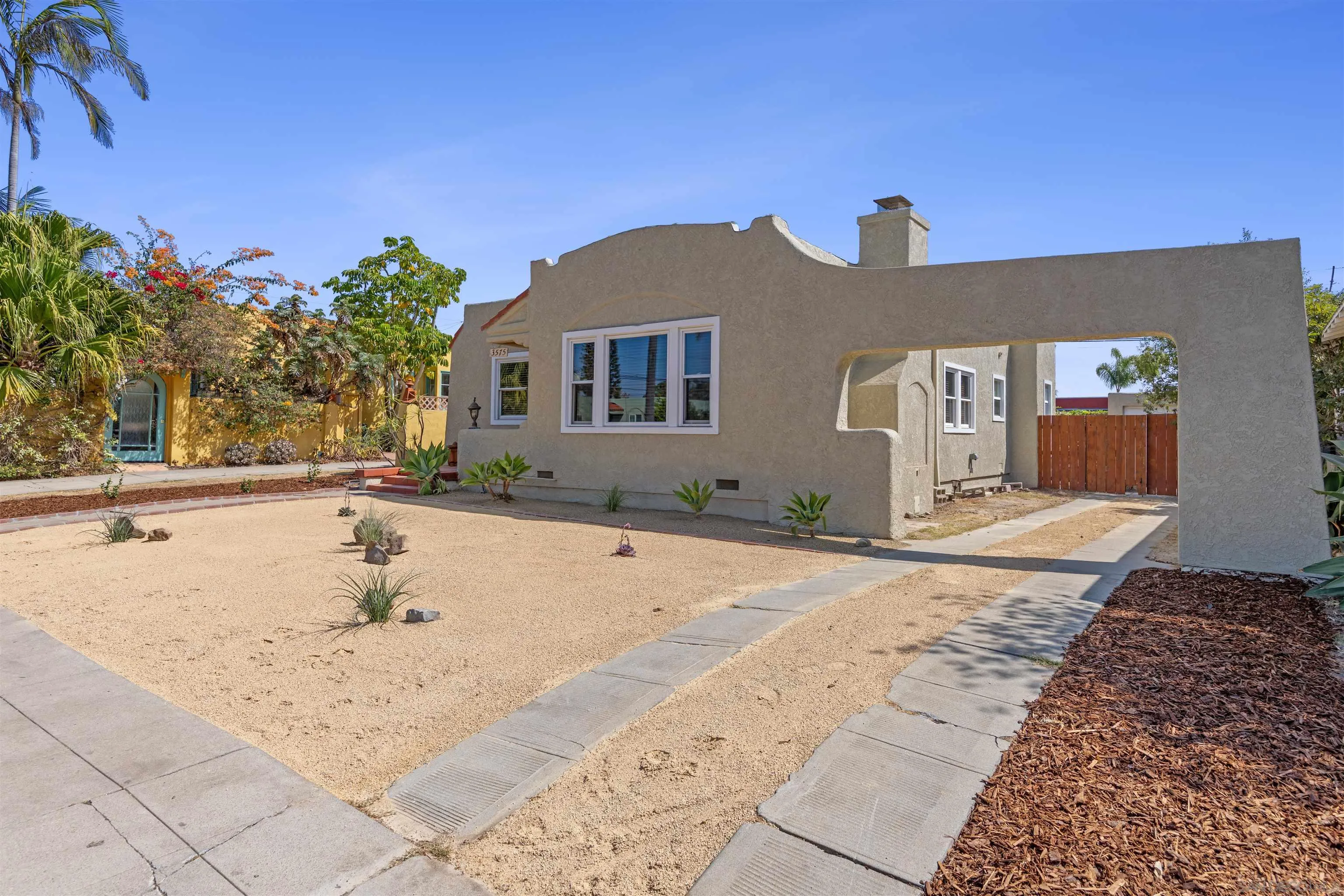 https://cdn.realtyfeed.com/cdn/127/260023502/423d8fdd5bc79d0bb9050466ddf1148b.webp