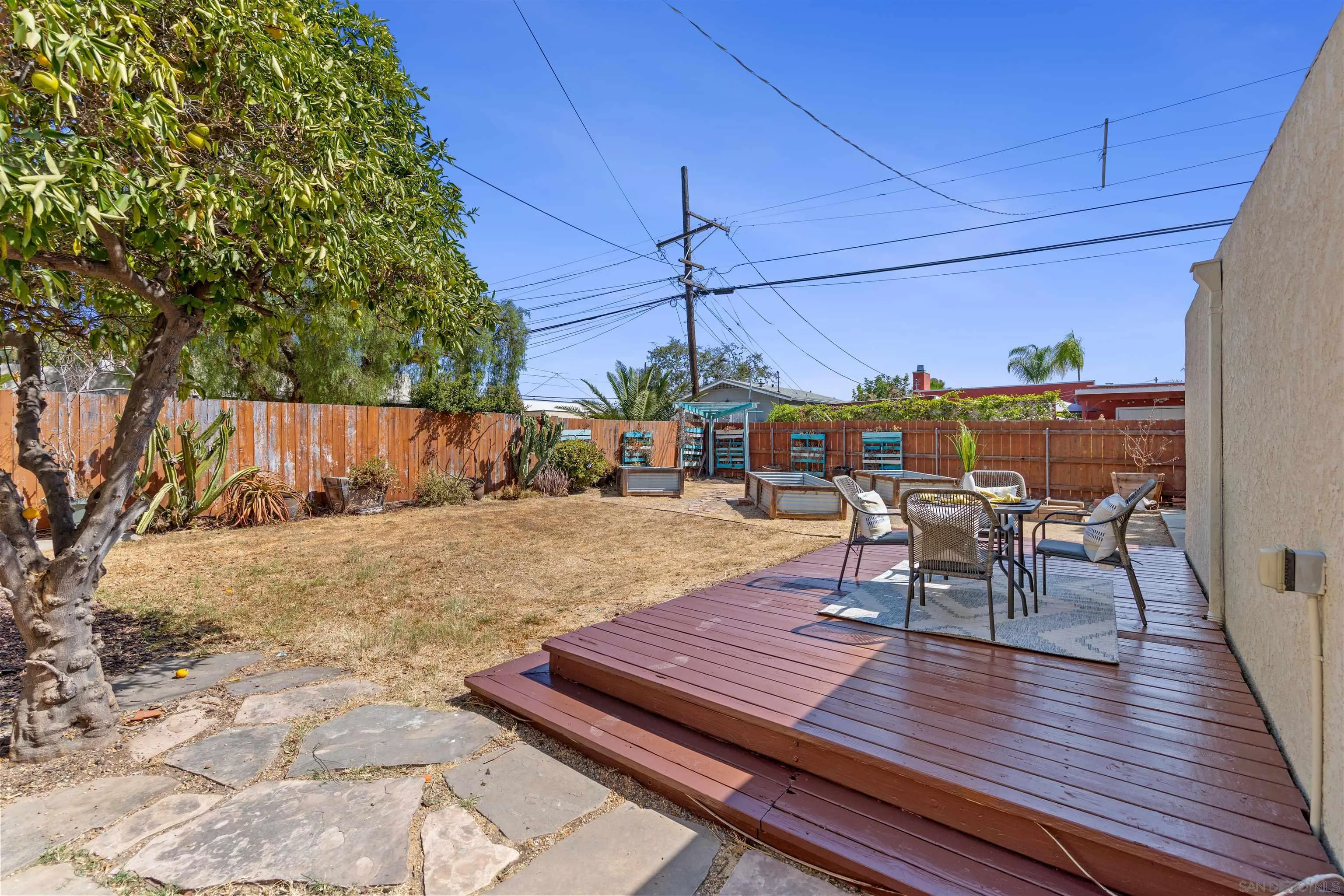 https://cdn.realtyfeed.com/cdn/127/260023502/454a6e4647214dc7791c18b1fa335c94.webp