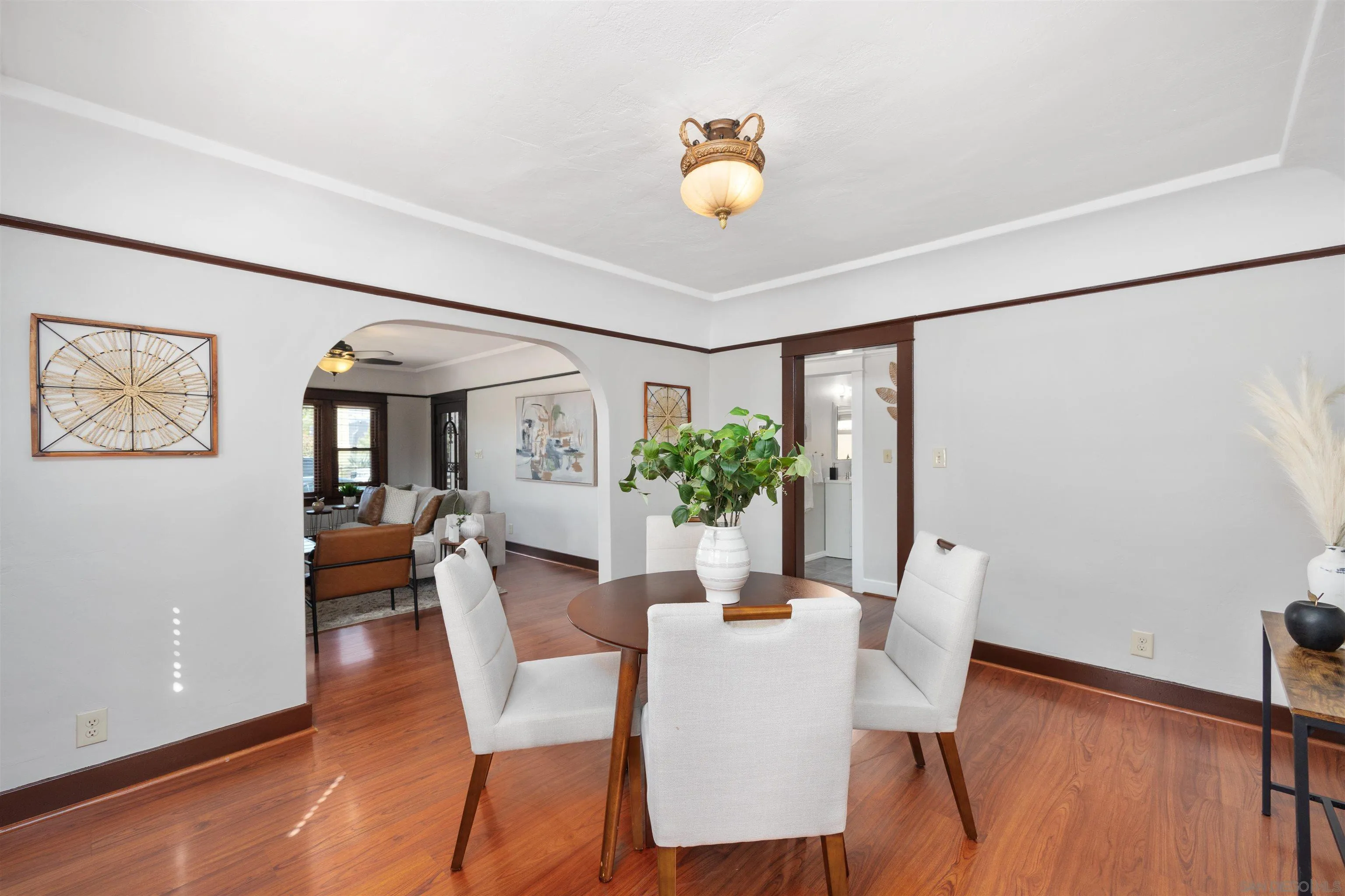 https://cdn.realtyfeed.com/cdn/127/260023502/9982c1af4d375c3aabe1cba726df108e.webp